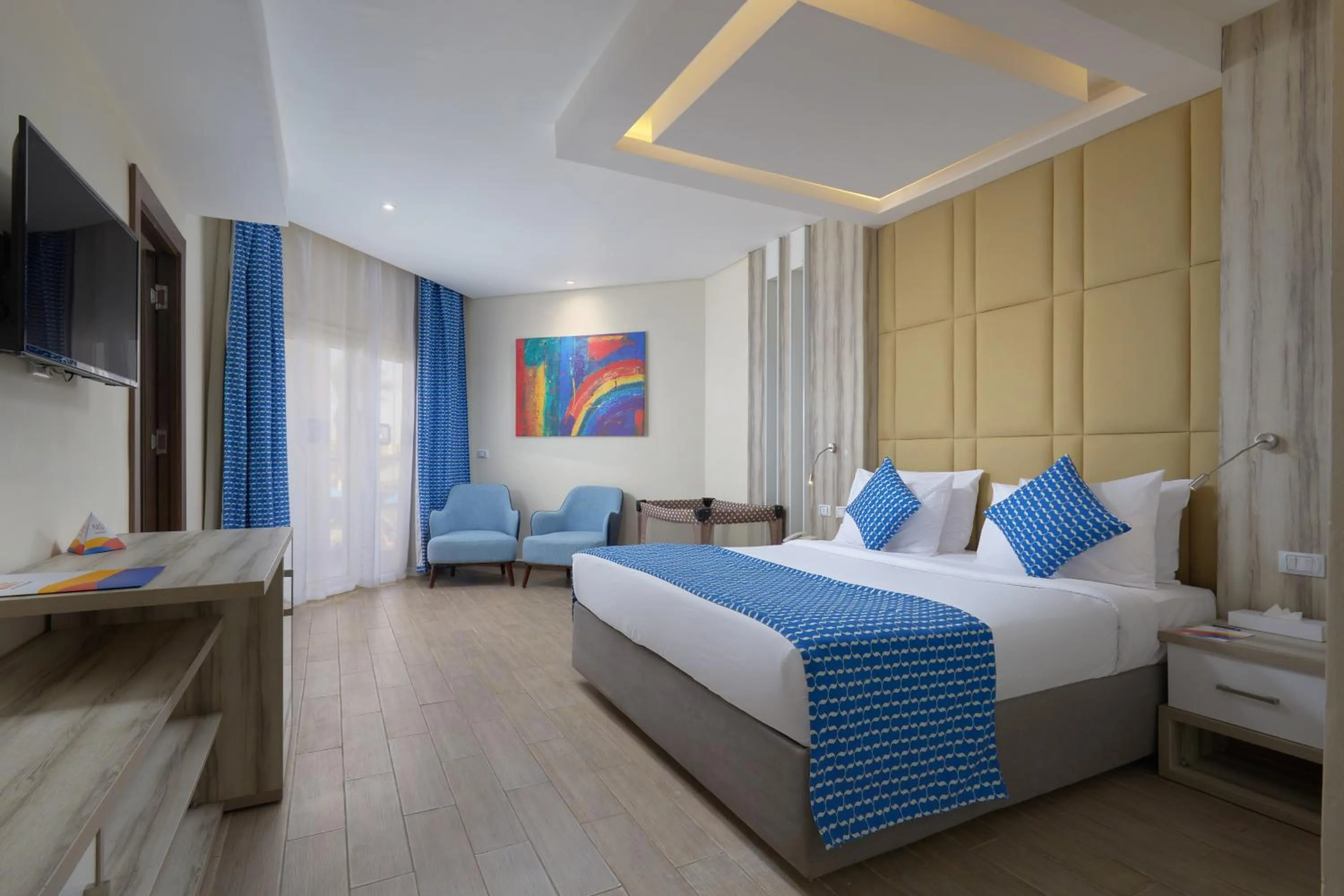 Bedroom, Bed in Bellagio Beach Resort & Spa