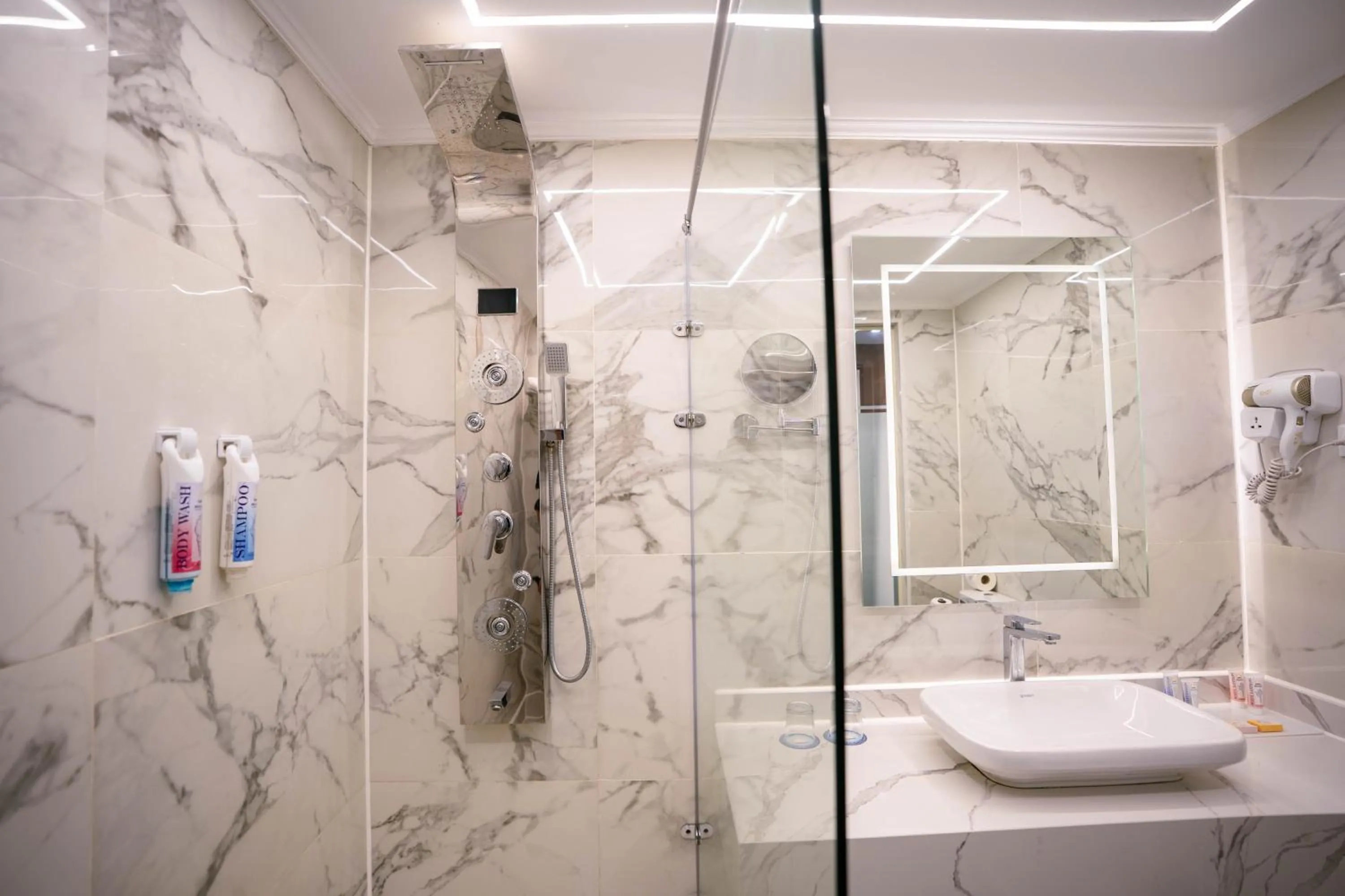 Bathroom in Bellagio Beach Resort & Spa