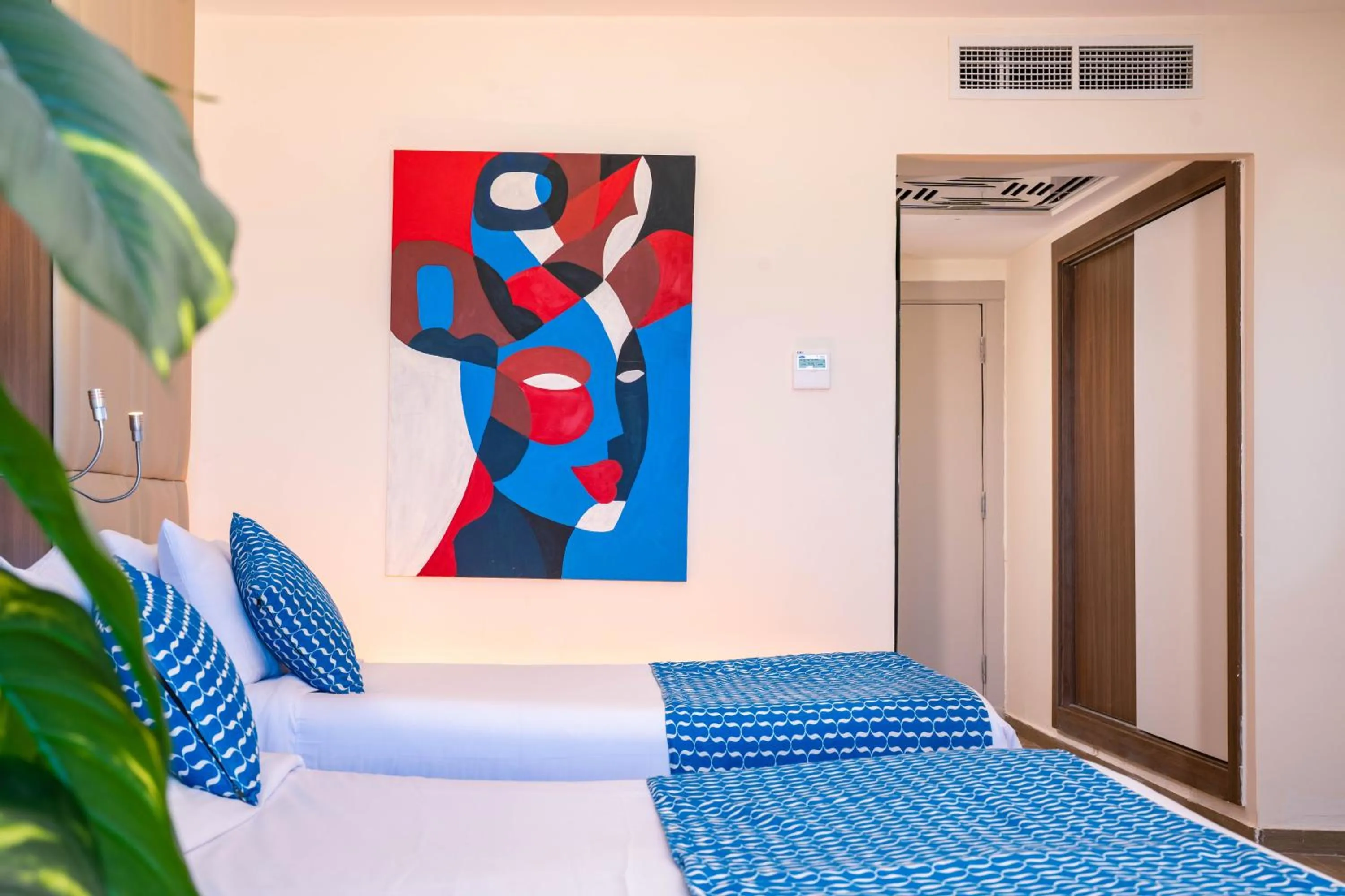 Bed in Bellagio Beach Resort & Spa