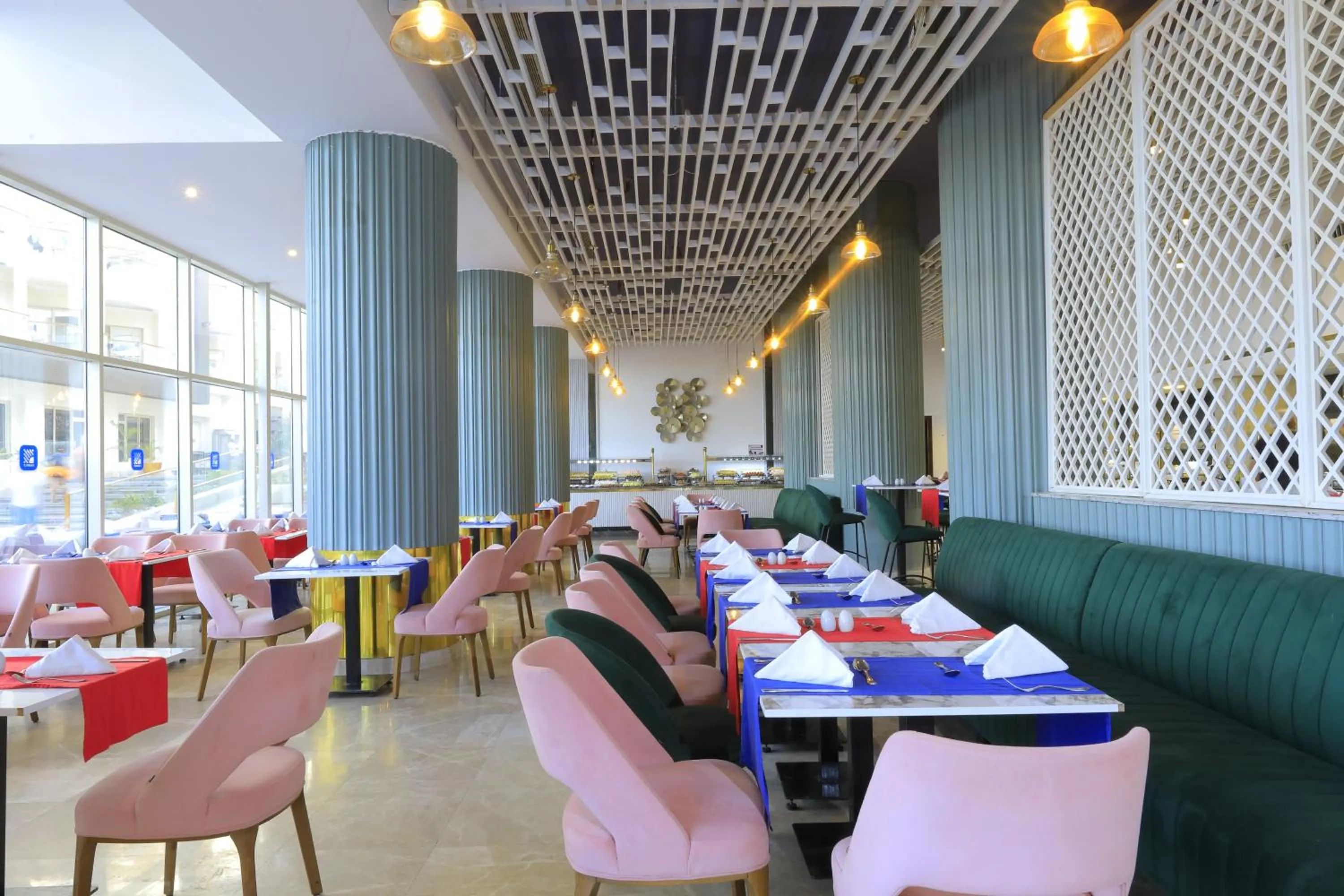 Restaurant/places to eat in Bellagio Beach Resort & Spa