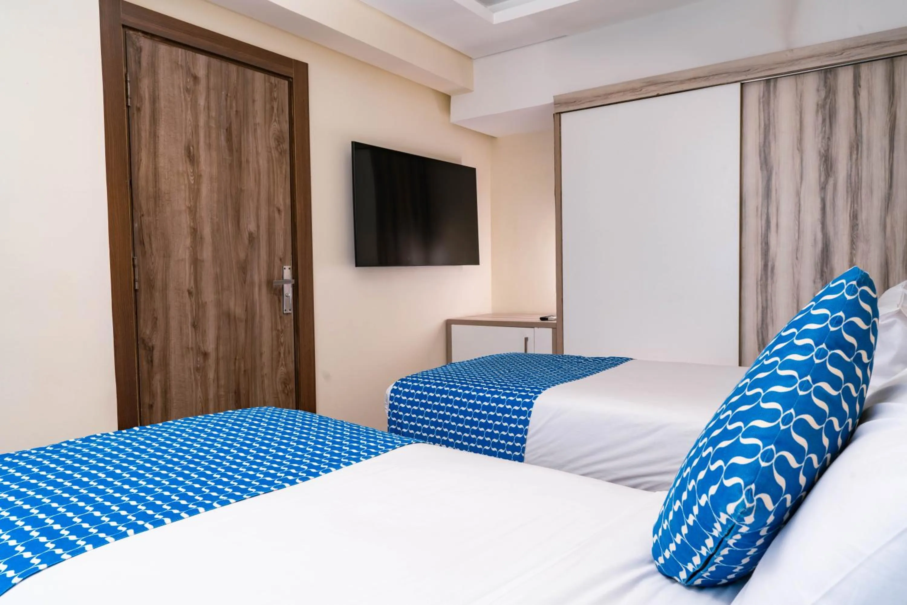 Bedroom, Bed in Bellagio Beach Resort & Spa