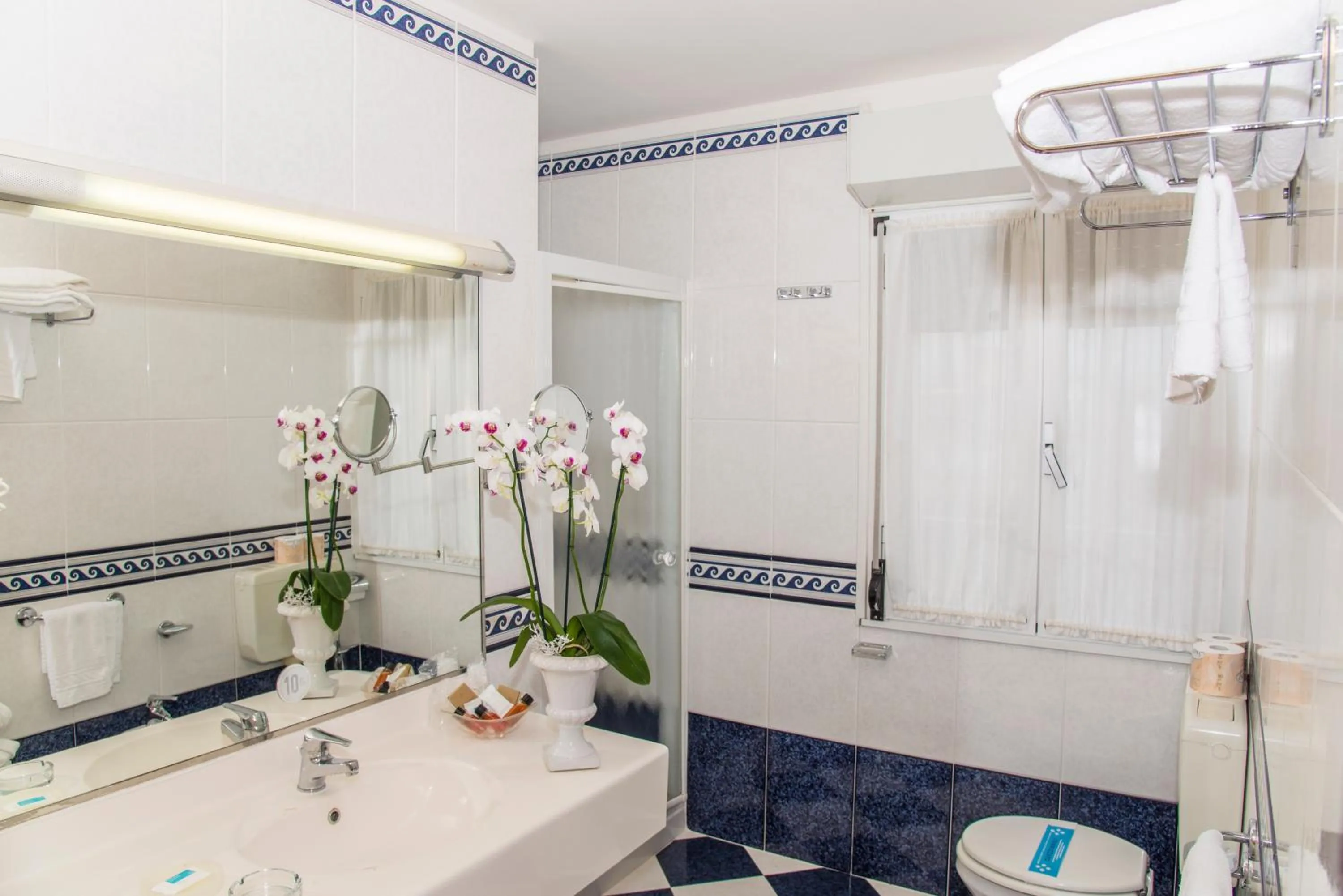 Bathroom in Hotel Miramare