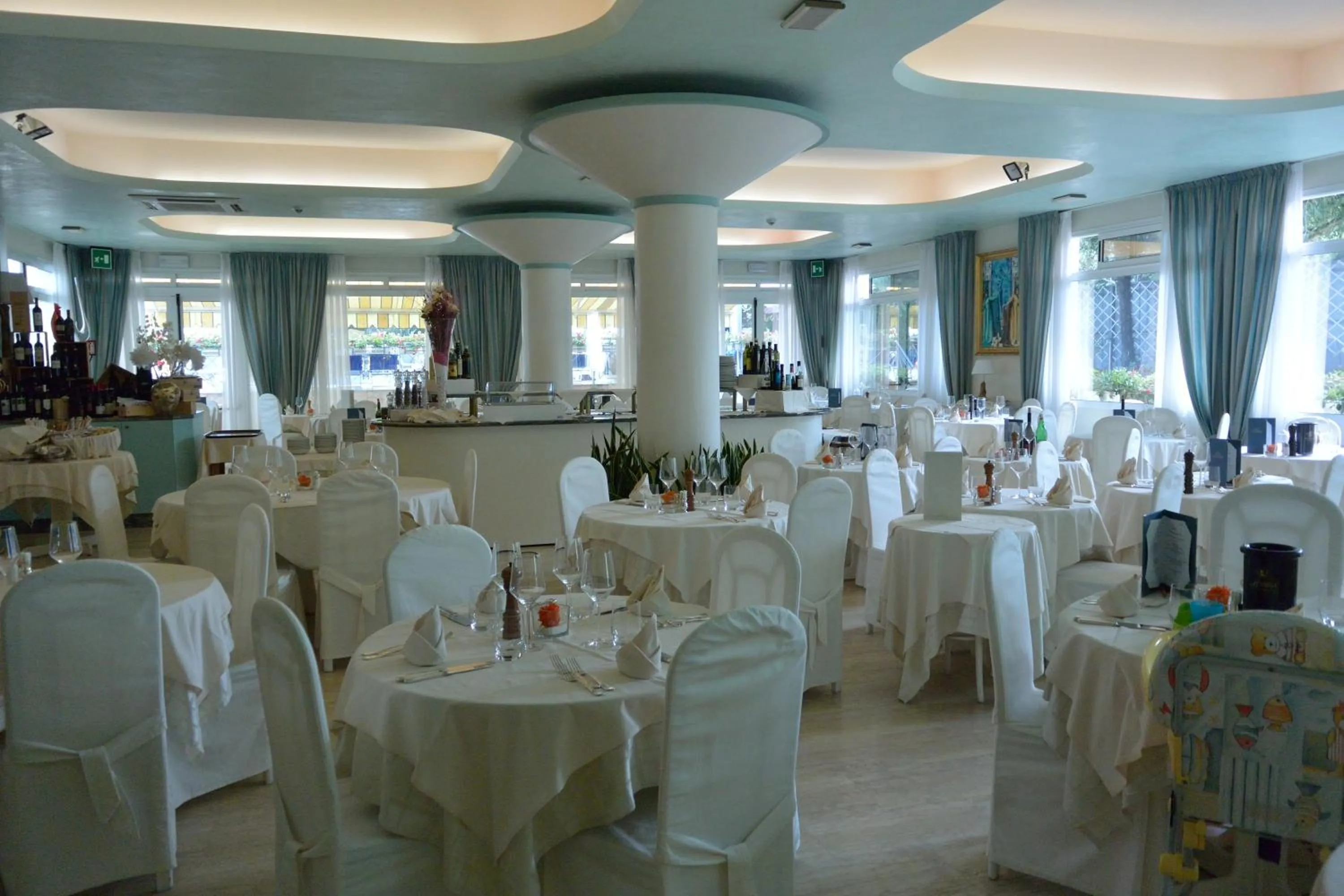 Restaurant/places to eat in Hotel Miramare
