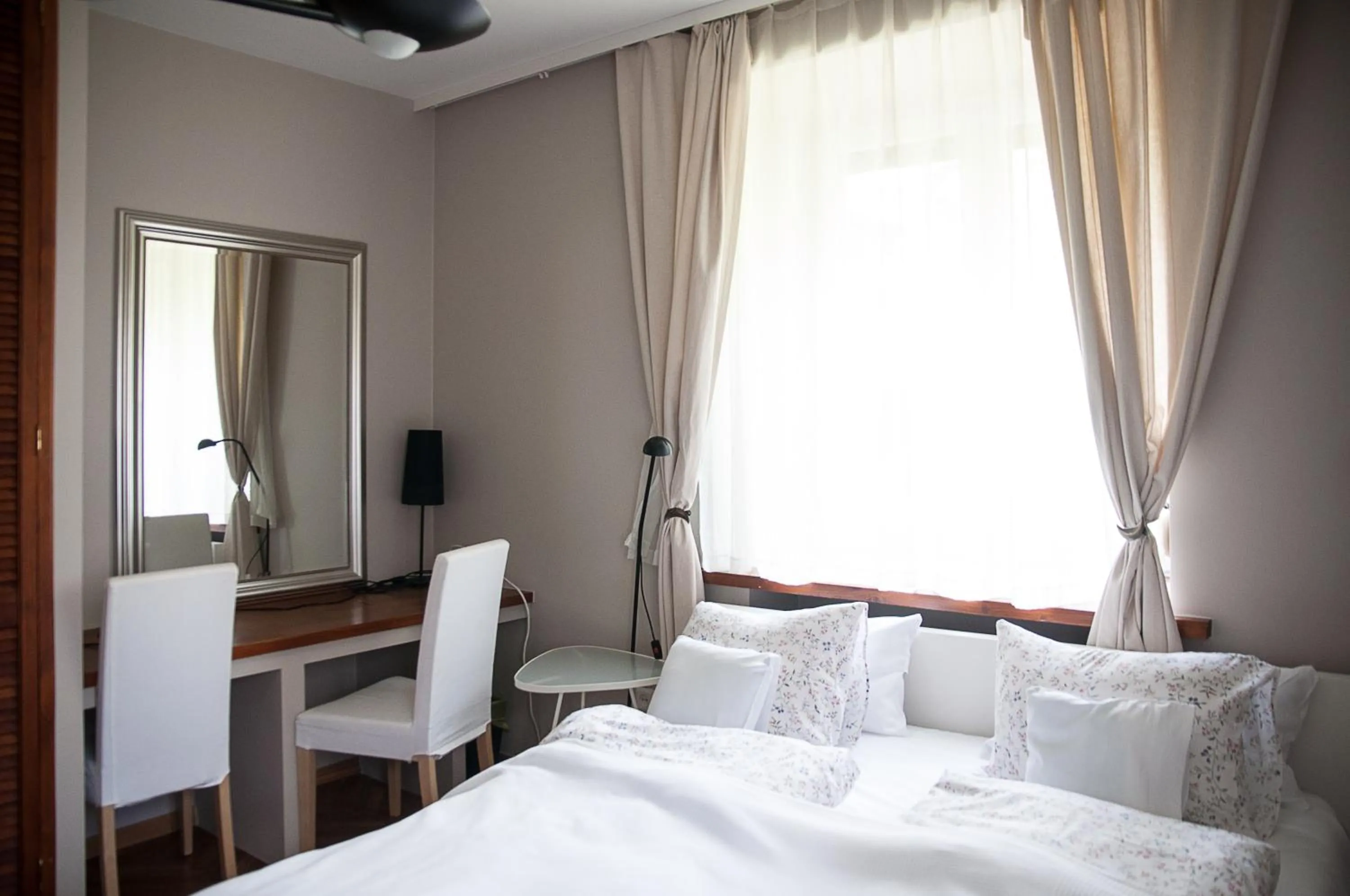 Photo of the whole room, Bed in Willa Marma B&B