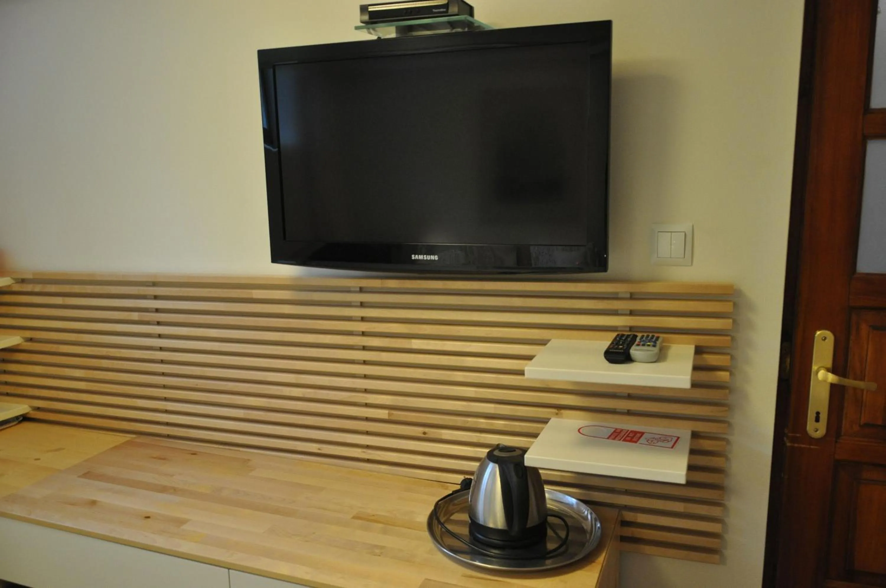 TV and multimedia in Willa Marma B&B