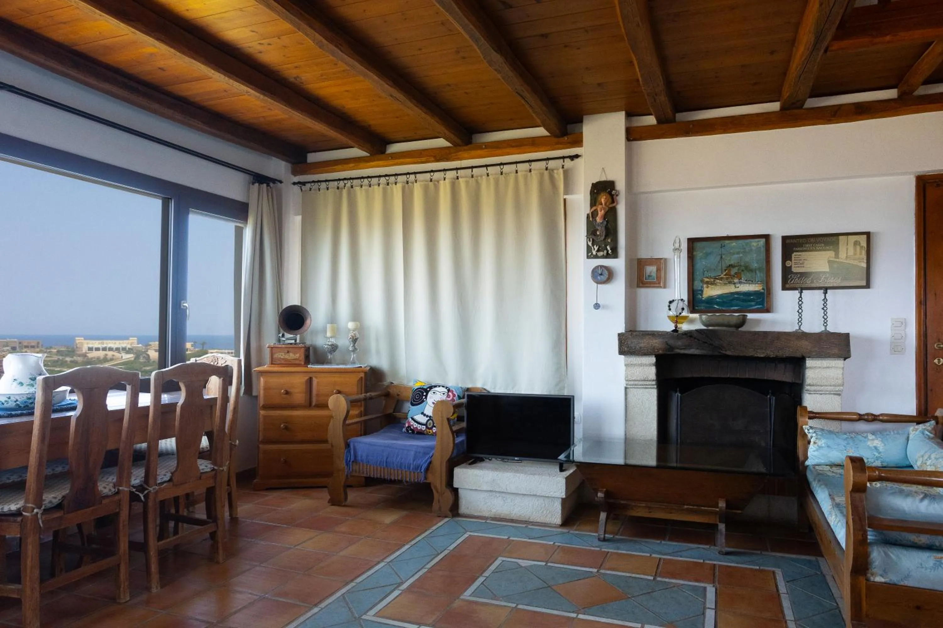 Living room in Iliatoras