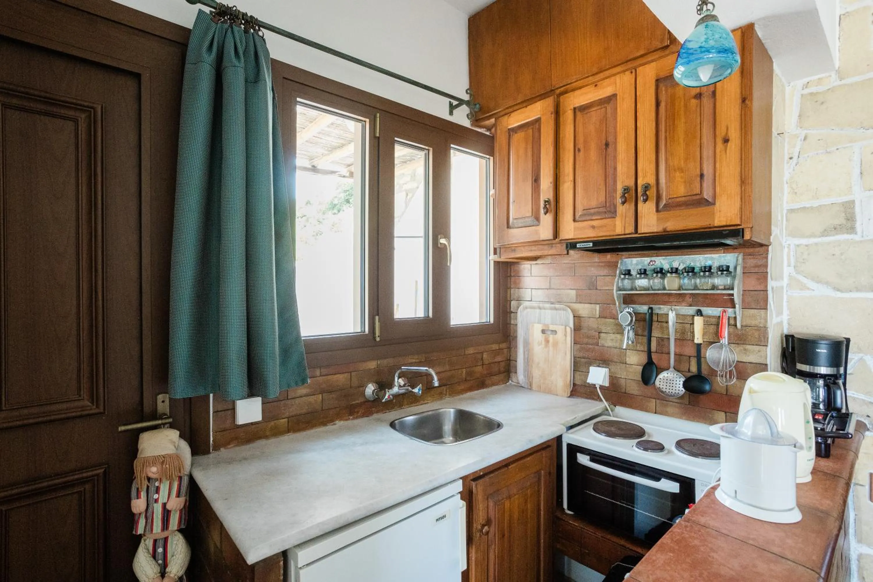 Kitchen or kitchenette in Iliatoras