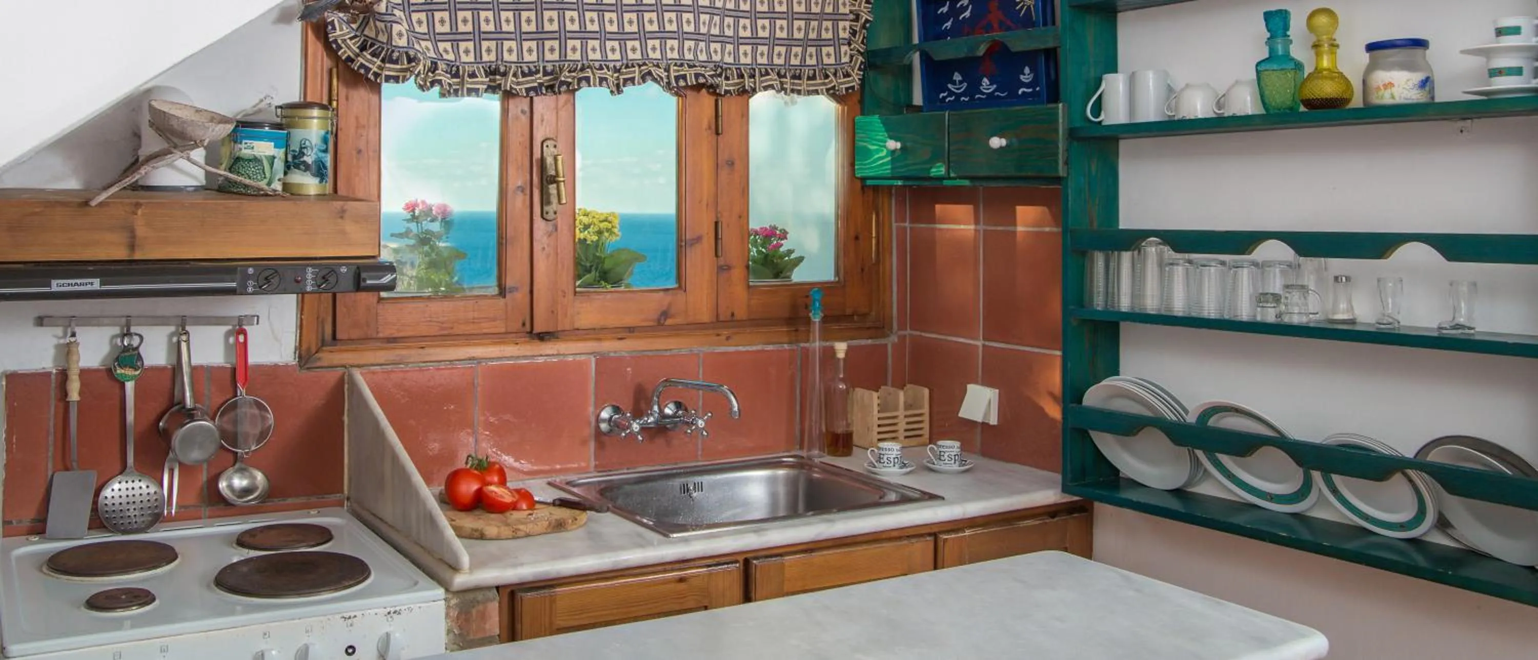 Kitchen or kitchenette in Iliatoras