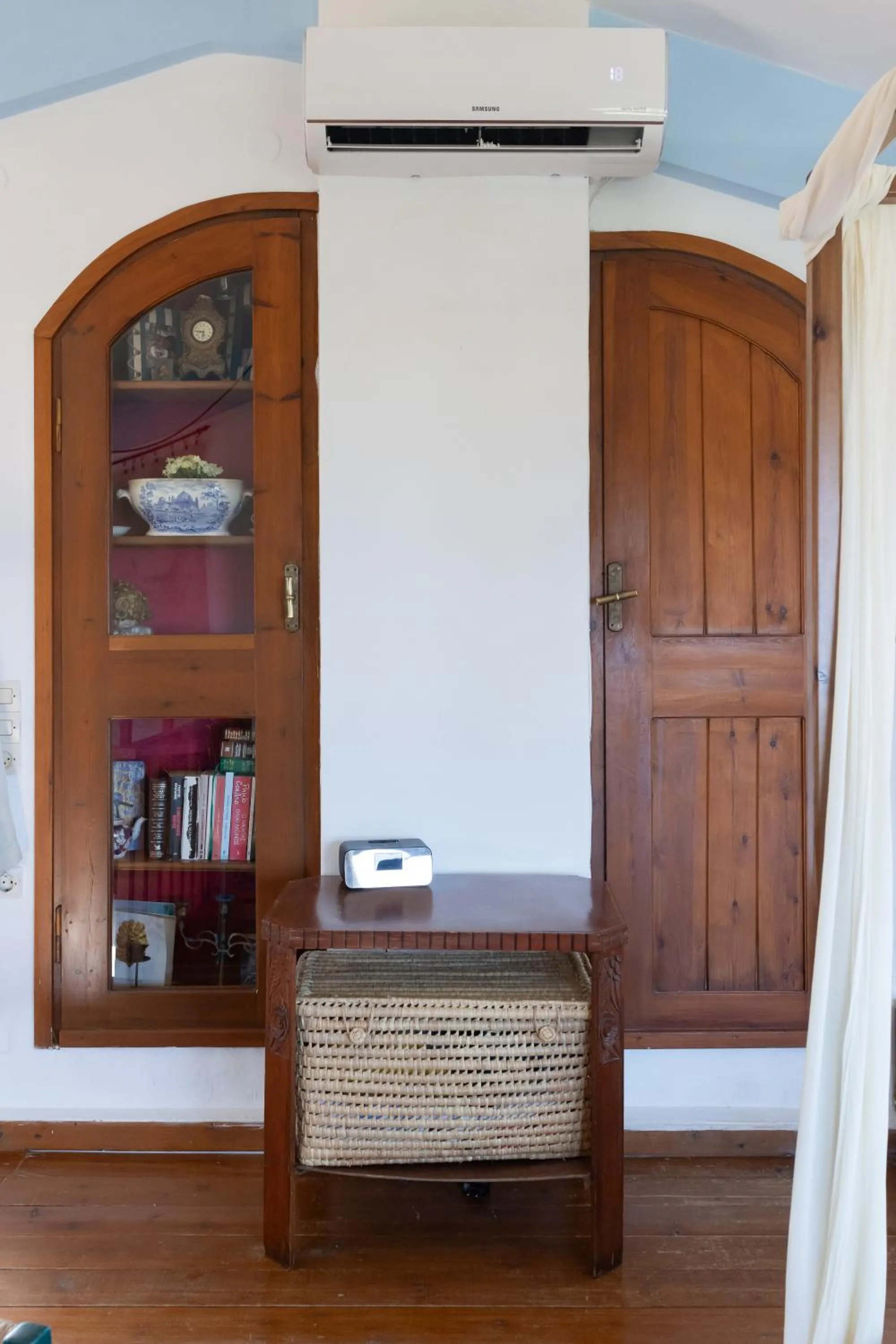 Decorative detail in Iliatoras