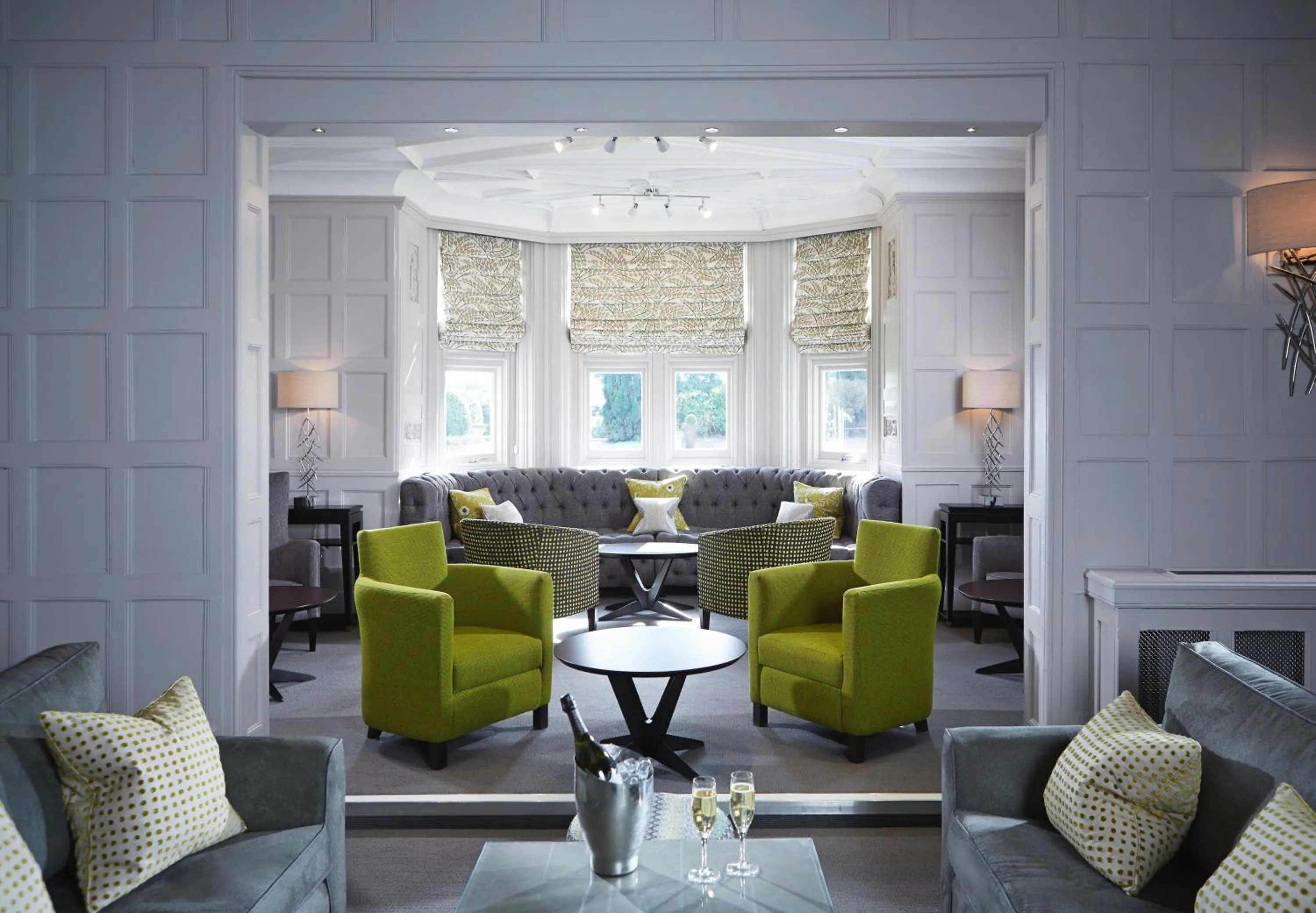 Lounge or bar in Alexander House Hotel & Utopia Spa