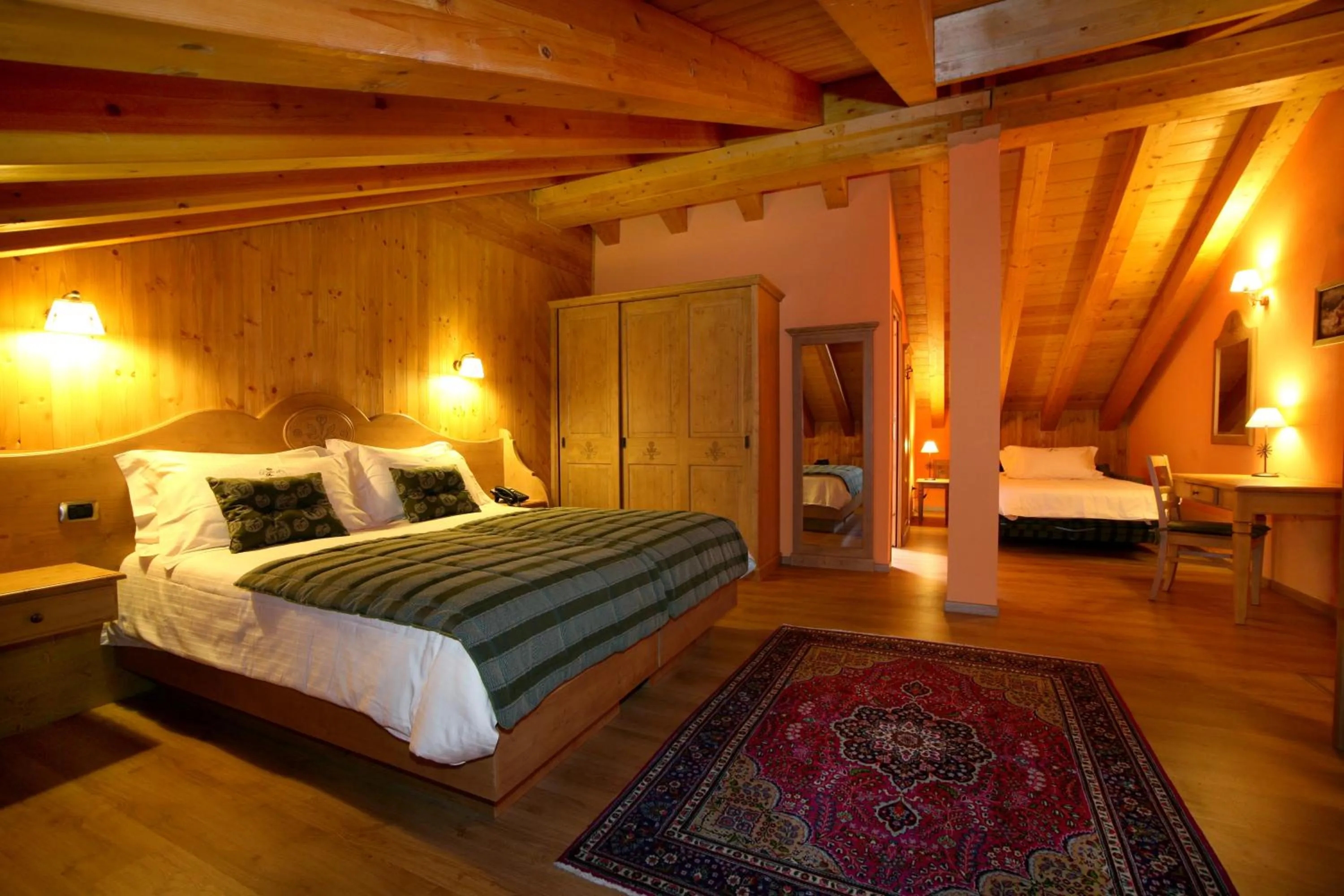 Photo of the whole room, Bed in Hotel Boton D'Or & Wellness a La Thuile