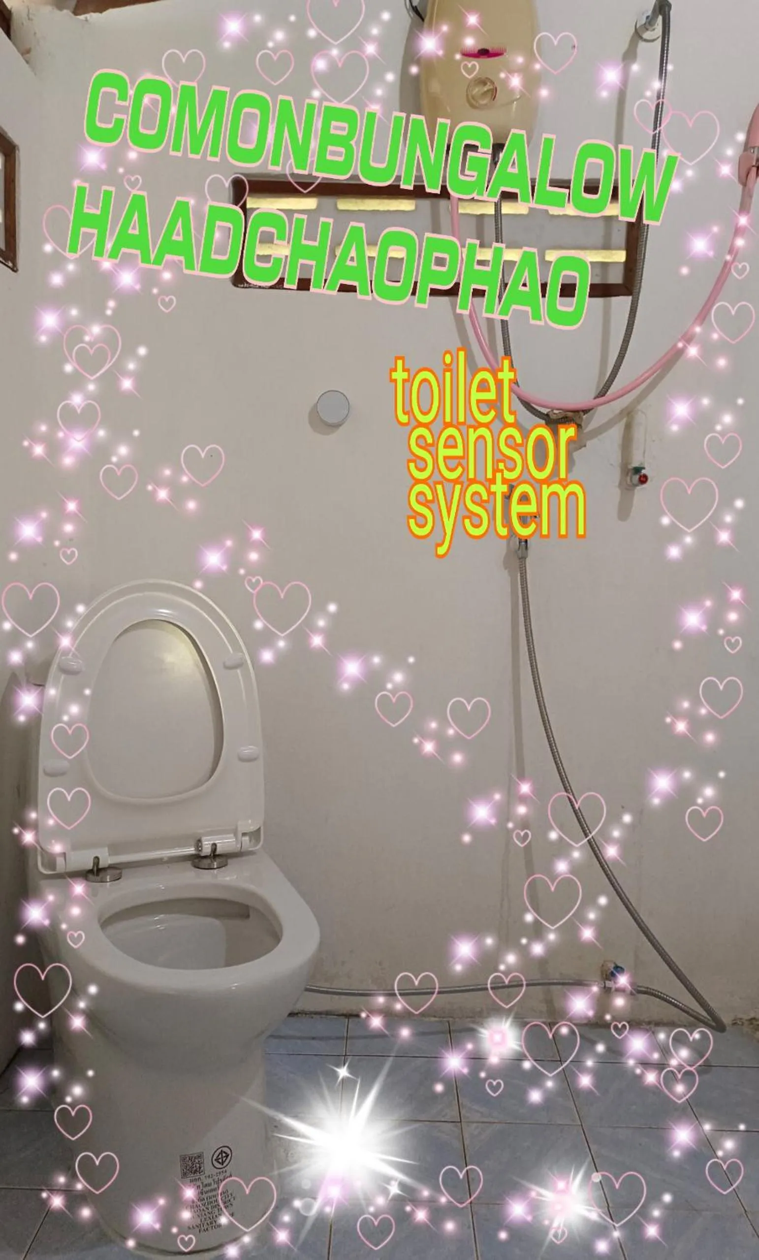 Toilet in Comon Bungalow HaadChaoPhao