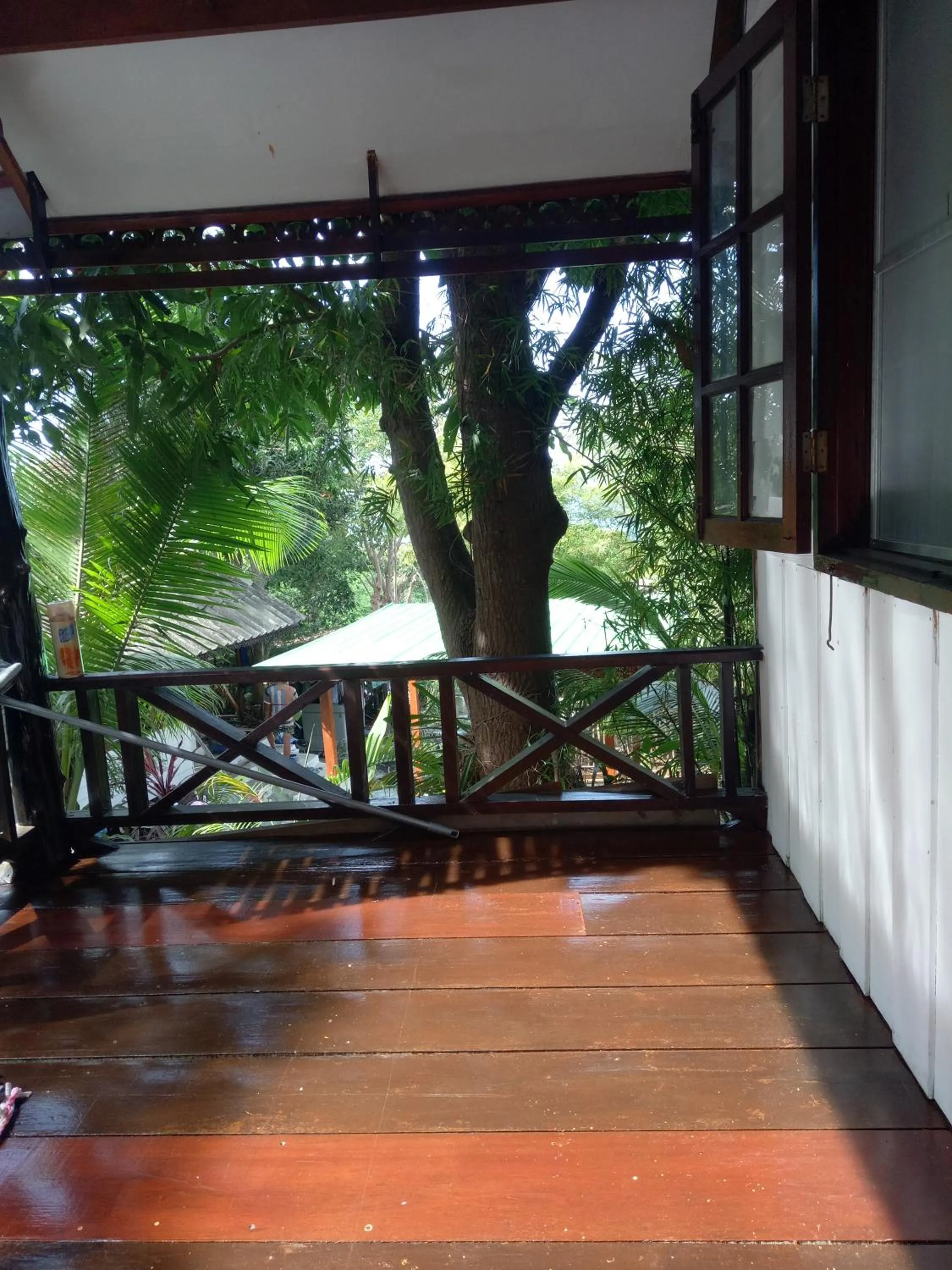 Patio in Comon Bungalow HaadChaoPhao