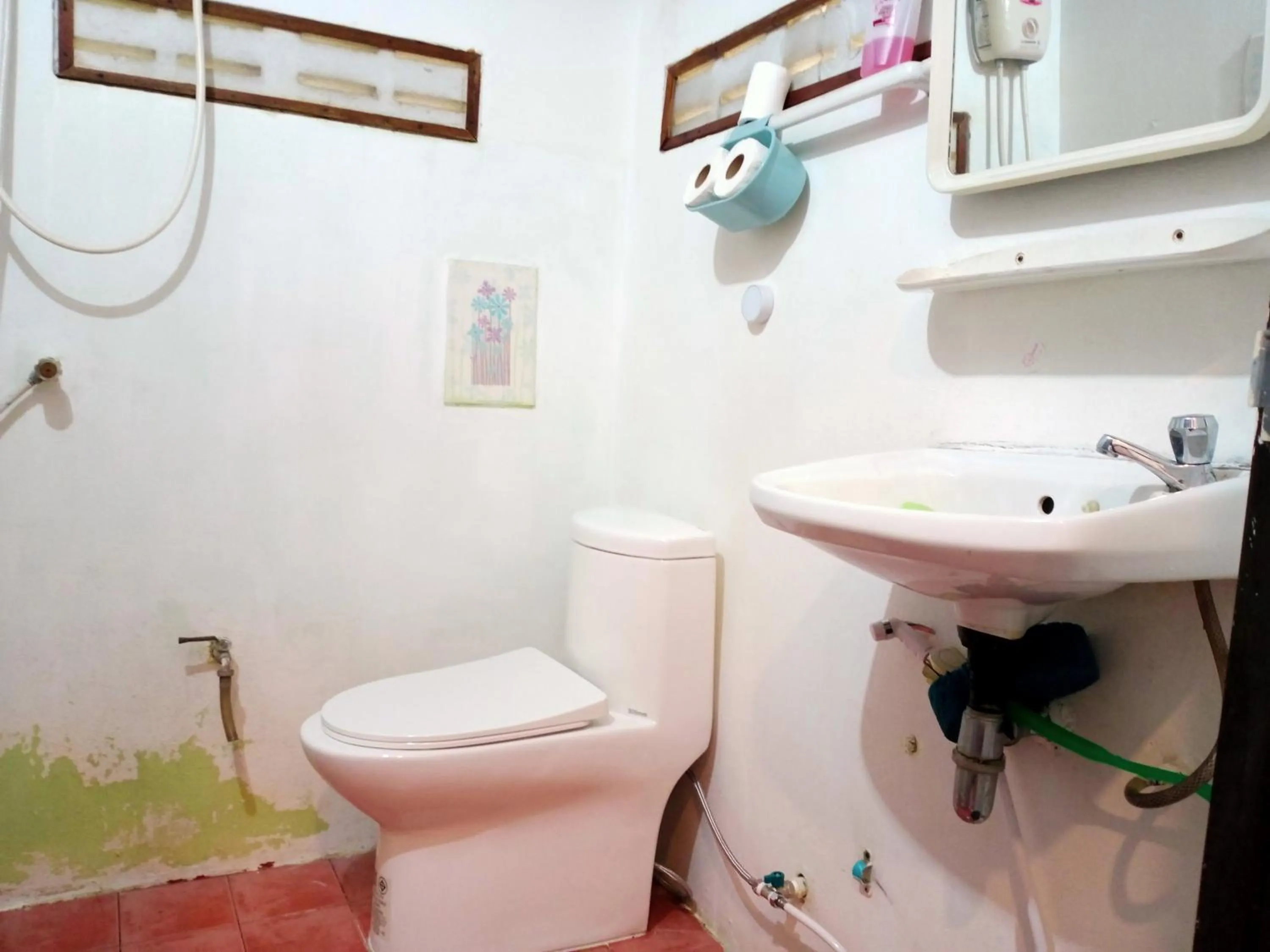Toilet in Comon Bungalow HaadChaoPhao