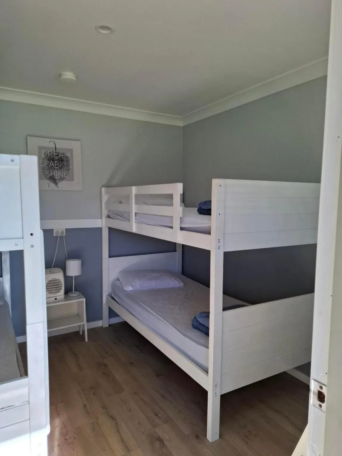 bunk bed, Bed in Stoney Park Holiday Park