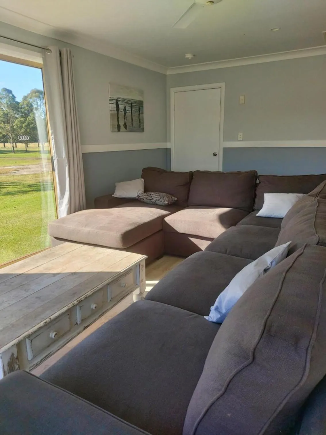 Seating area in Stoney Park Holiday Park