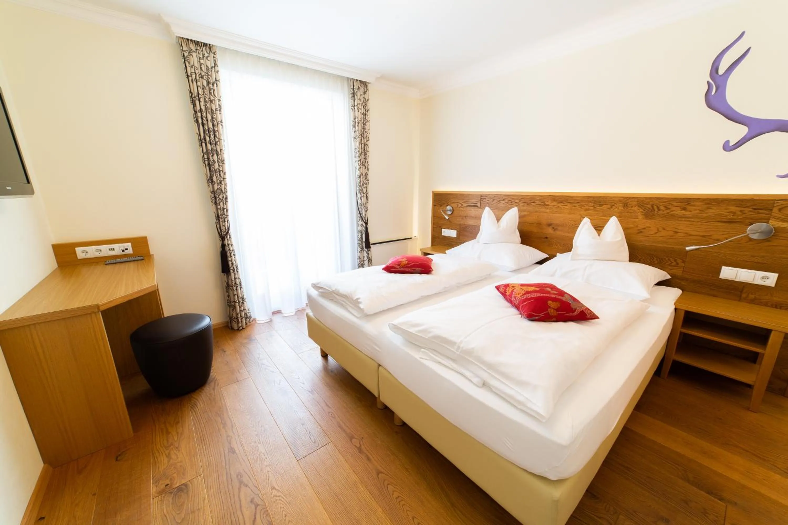 Bedroom, Bed in Aparthotel Hirschenau