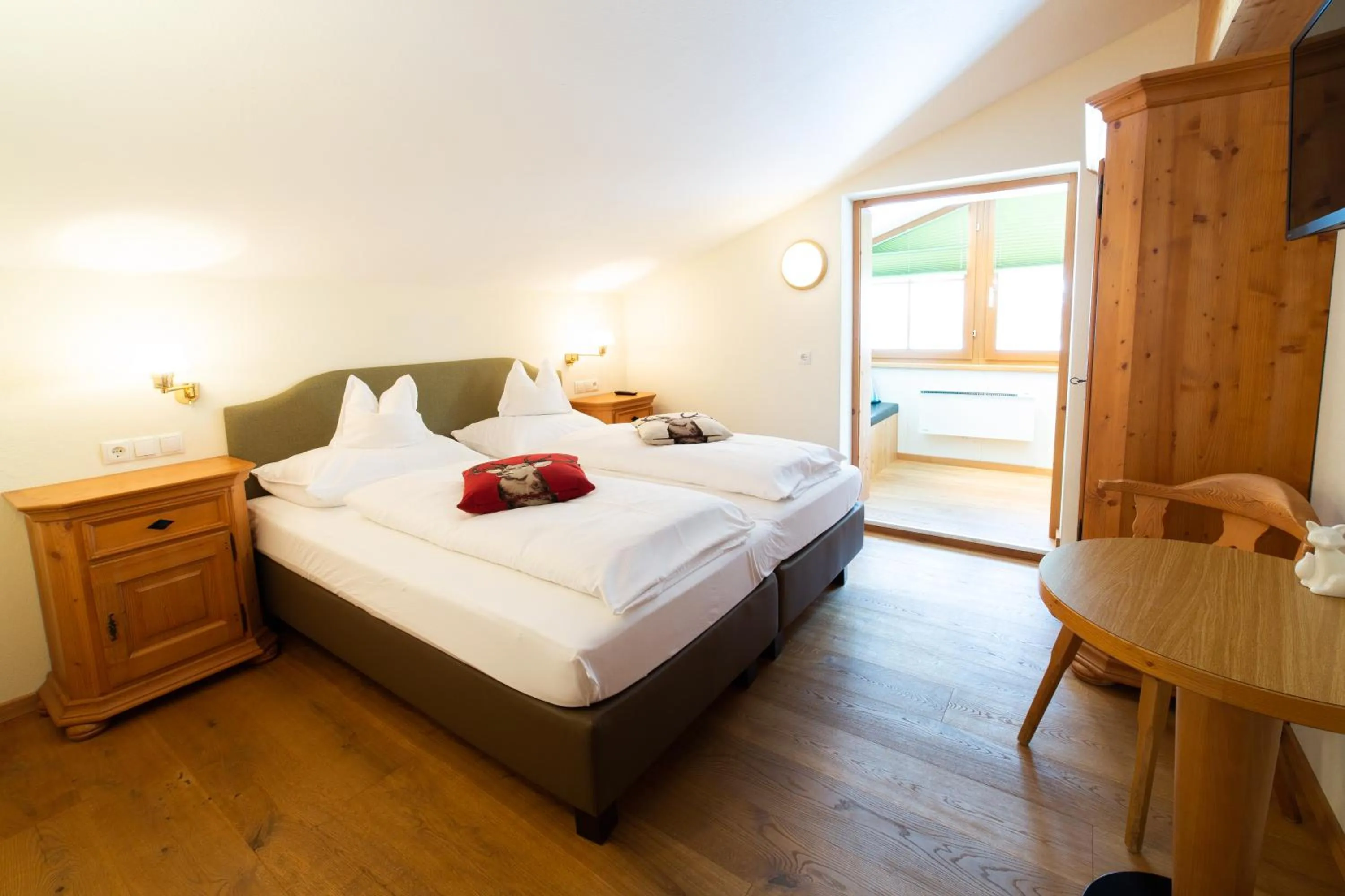 Bedroom, Bed in Aparthotel Hirschenau