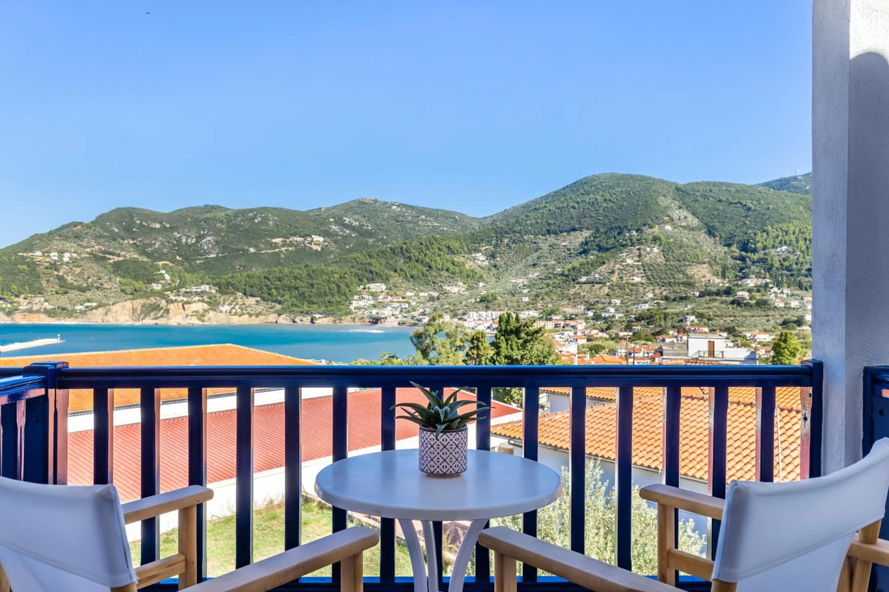 View (from property/room) in Aperitton Hotel