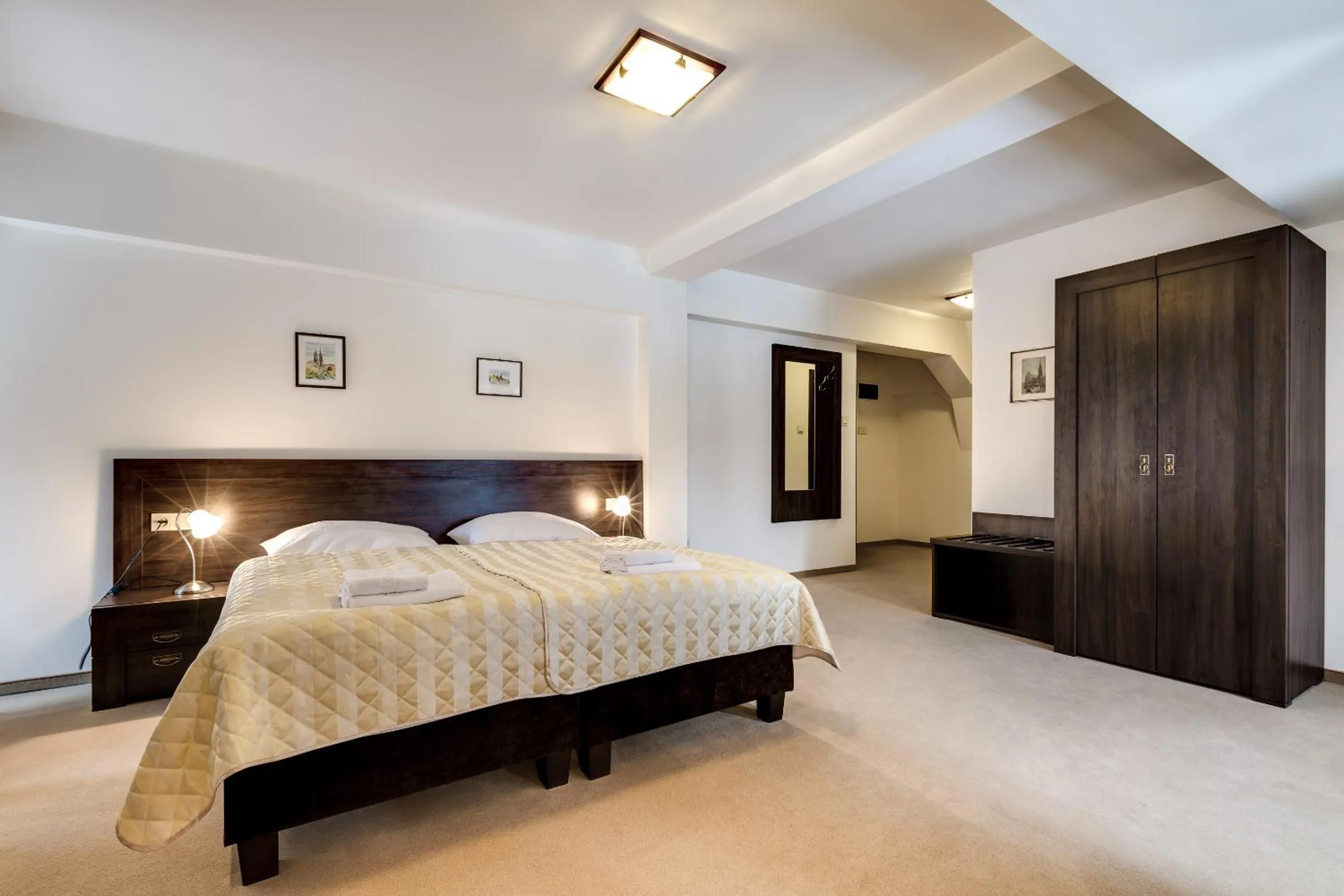 Photo of the whole room, Bed in Pałac Spiż Miłków koło Karpacza