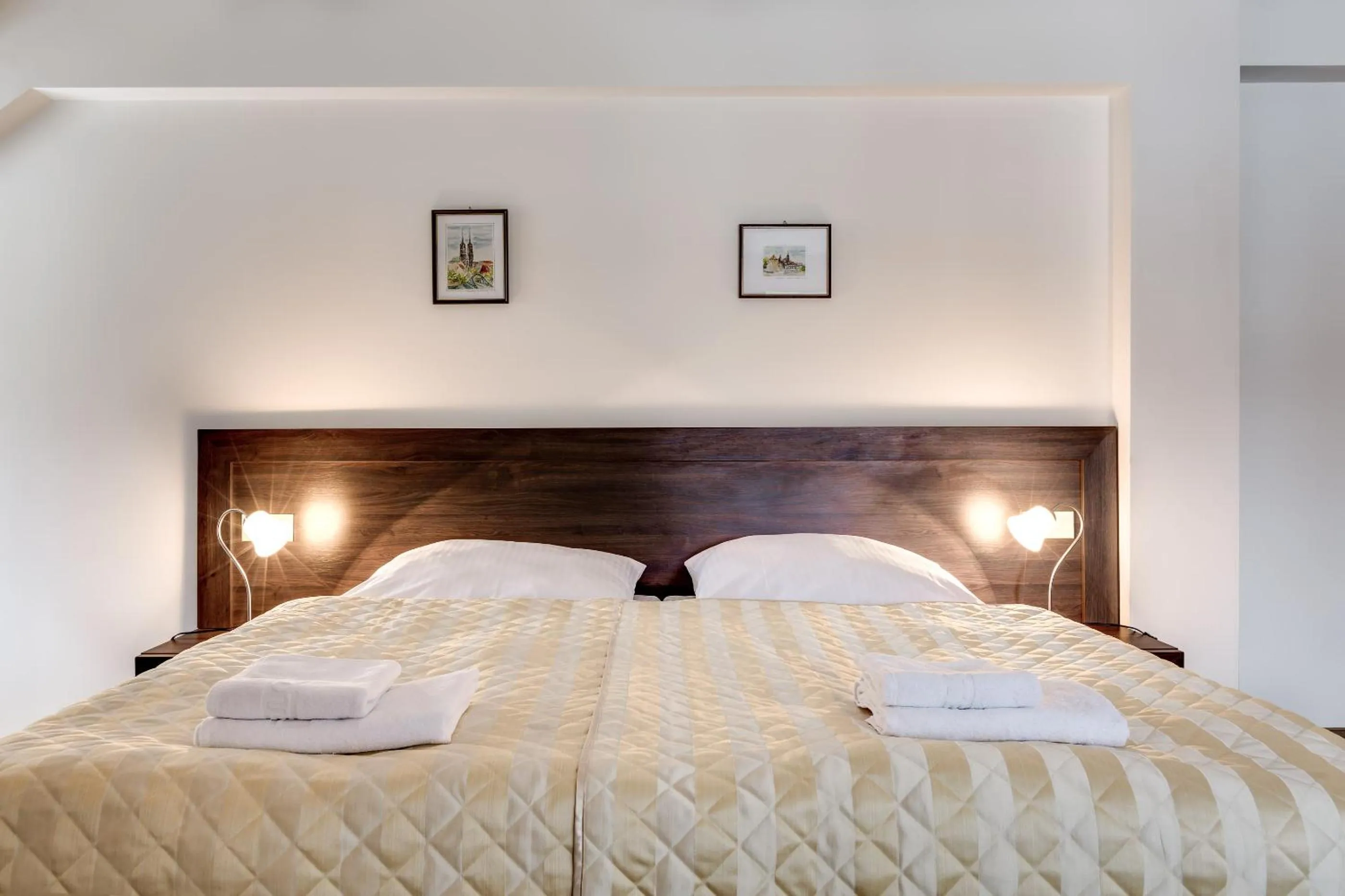 Bed in Pałac Spiż Miłków koło Karpacza