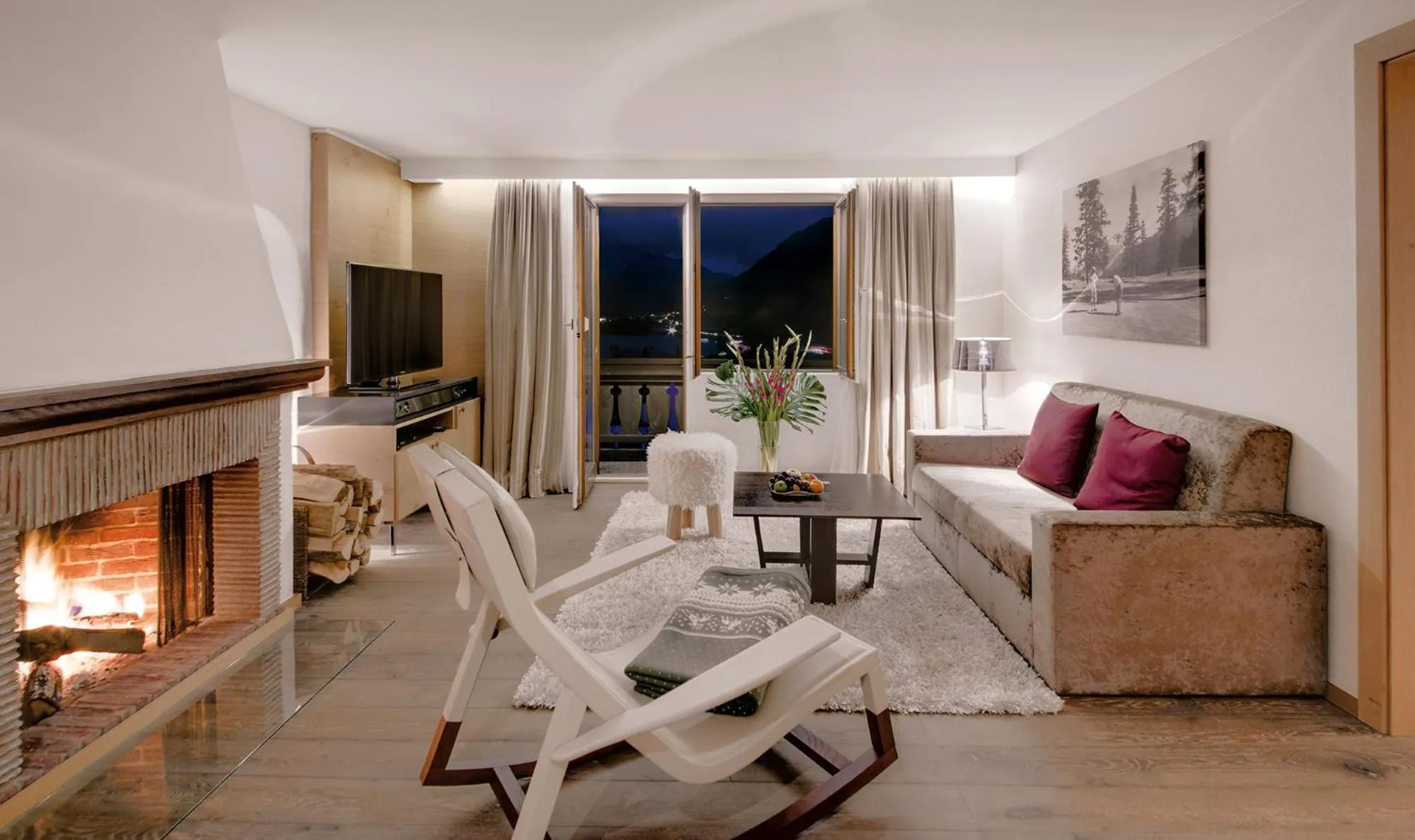 Photo of the whole room in Giardino Mountain