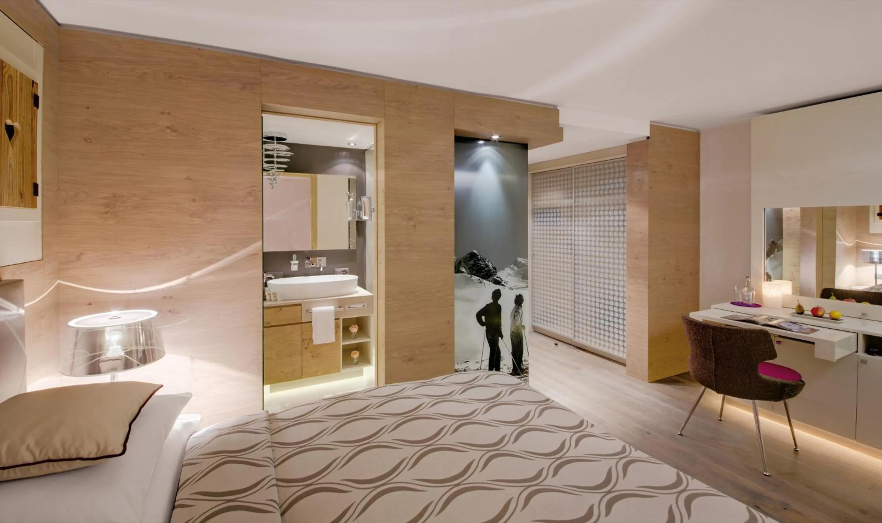 Photo of the whole room, Bed in Giardino Mountain