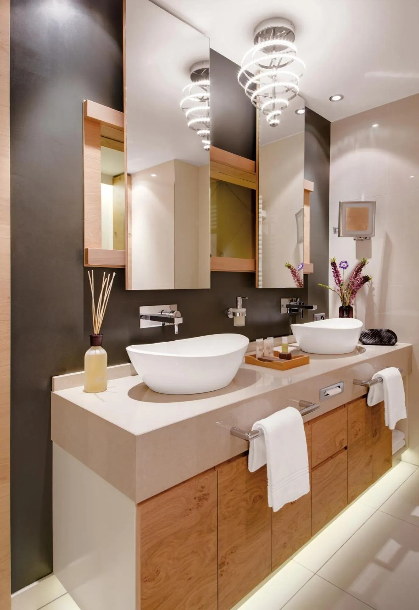 Bathroom in Giardino Mountain