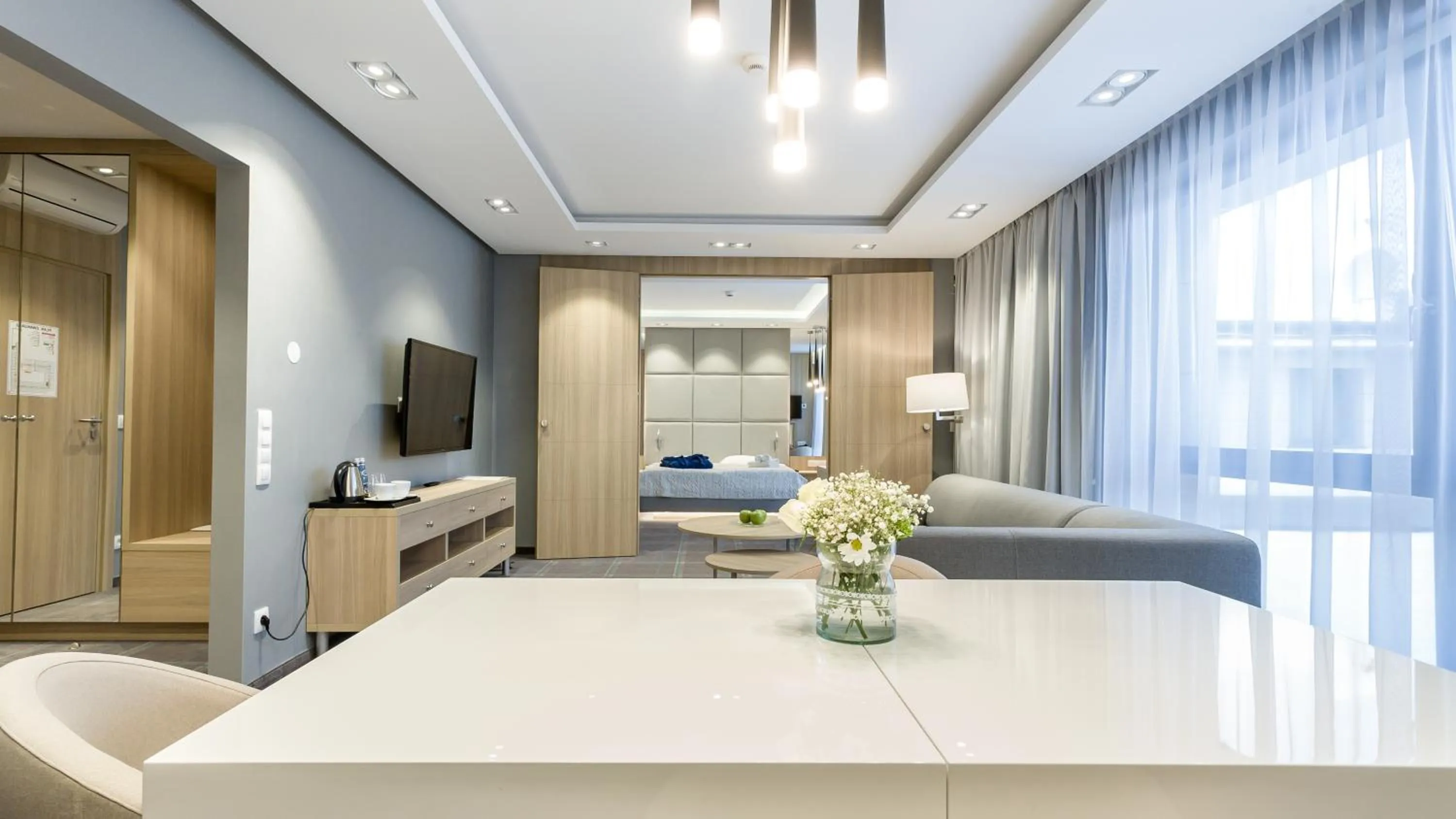 TV and multimedia in Hotel Ren & Restauracja Browar Kociewski