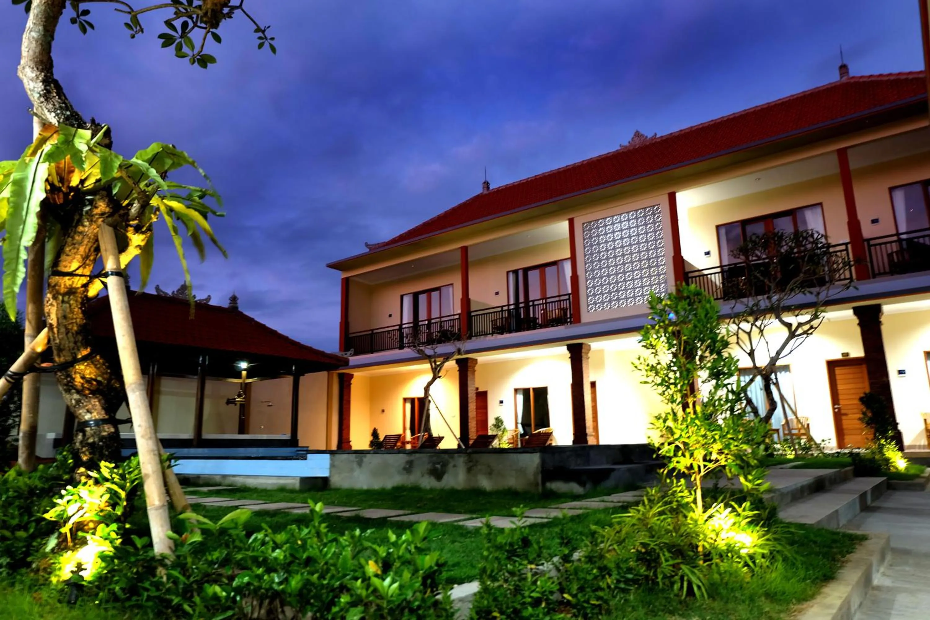 Garden in Tom's Inn Pecatu