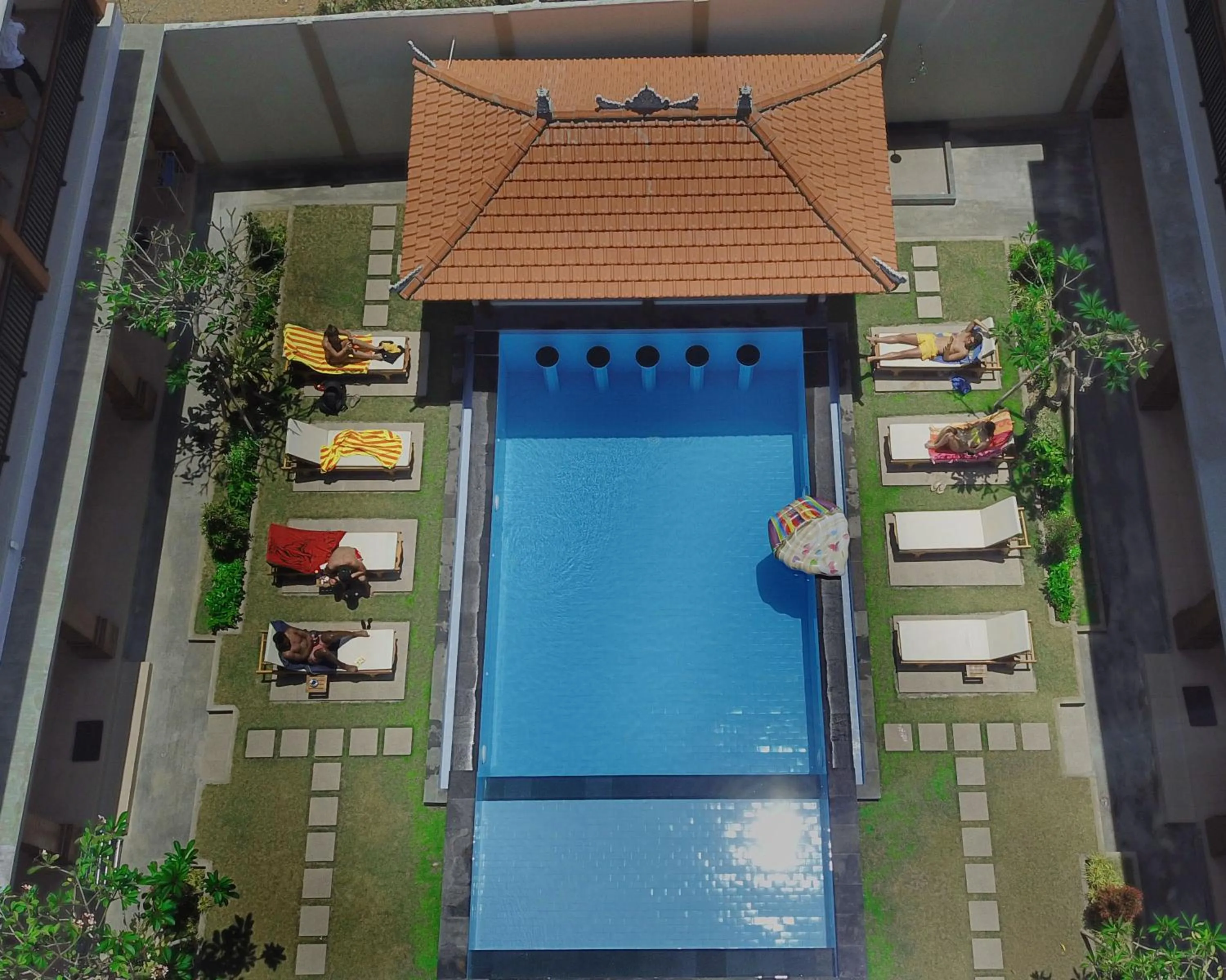 Pool view in Tom's Inn Pecatu