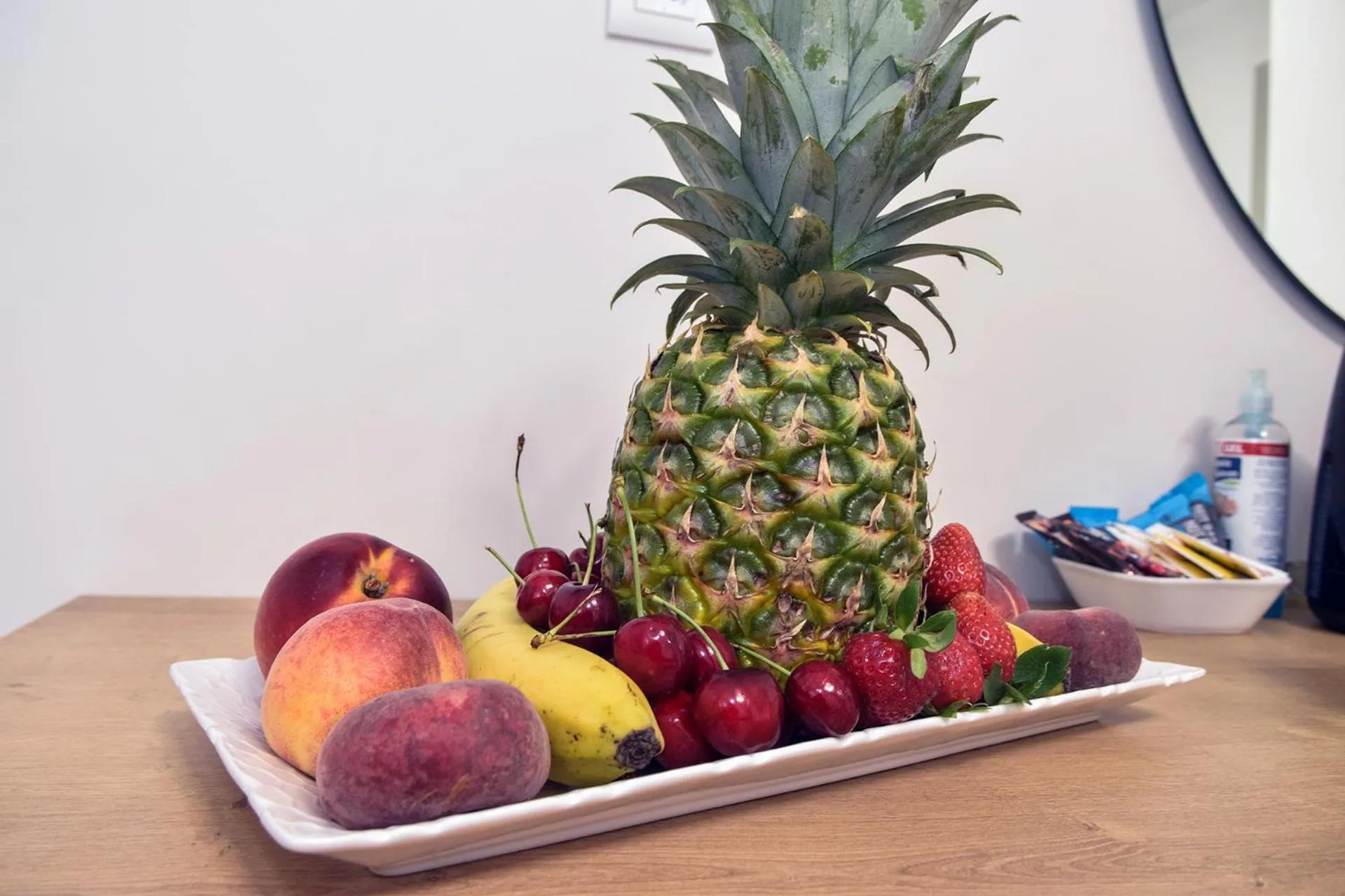 Food and drinks in Mithos Premium Rooms