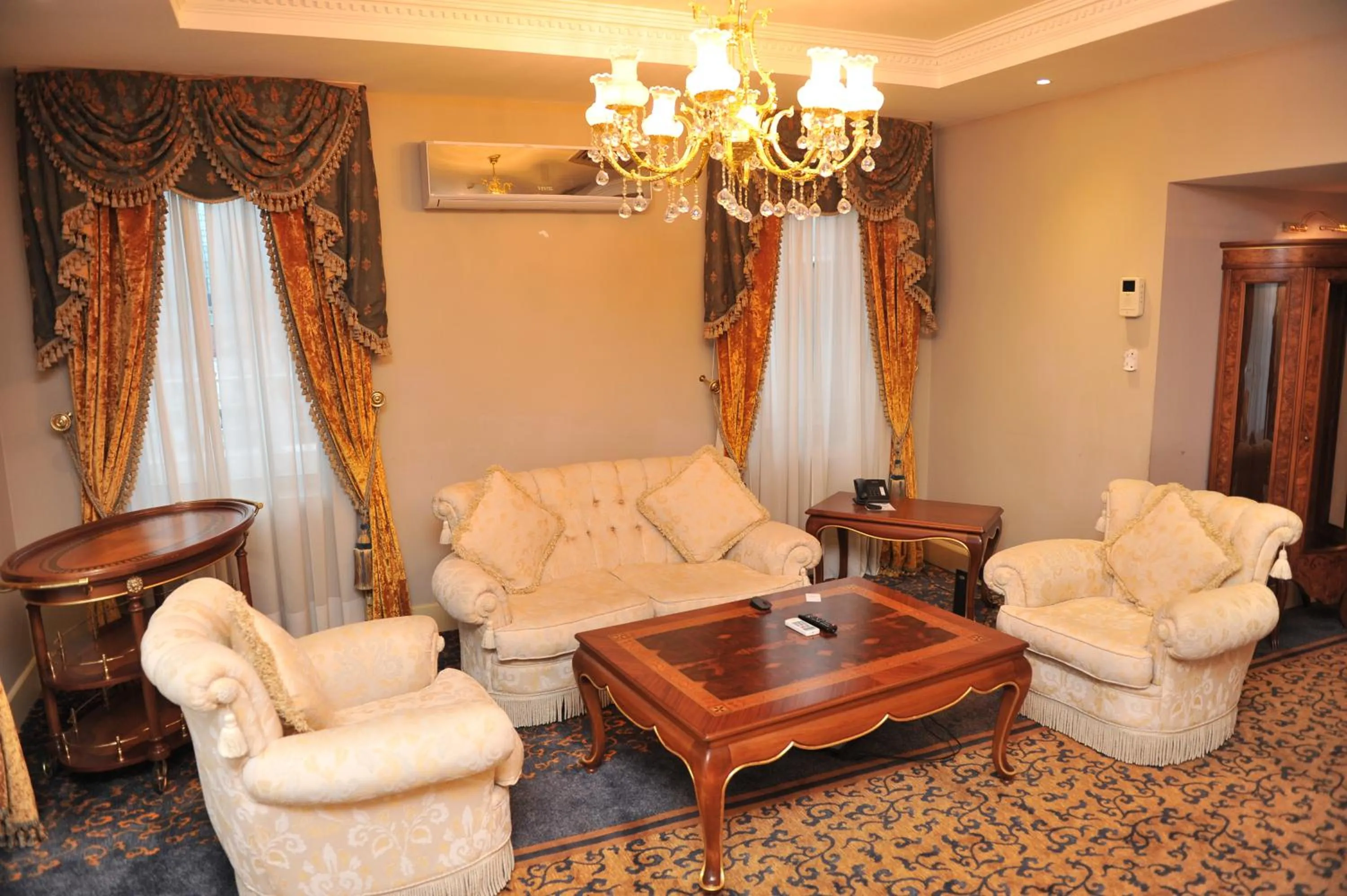 Living room in Hotel Intourist Palace Batumi