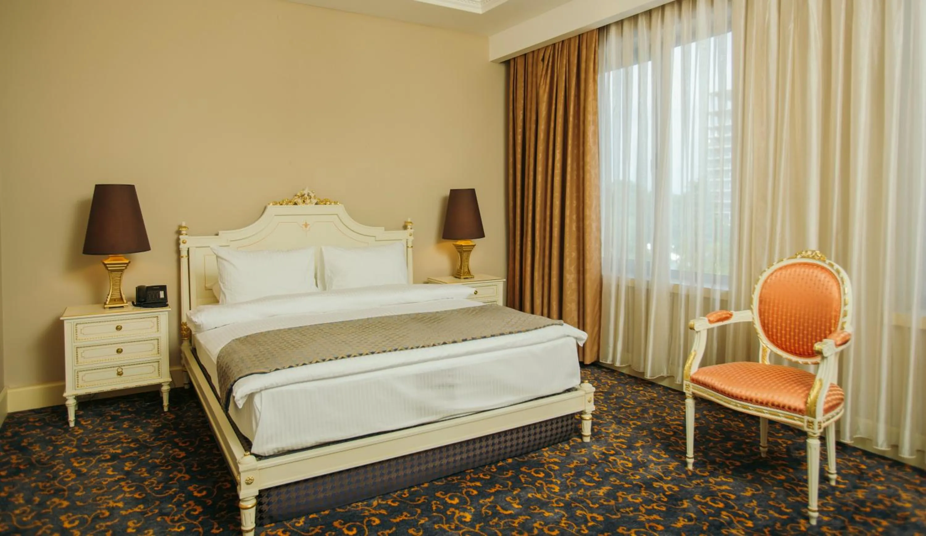 Photo of the whole room in Hotel Intourist Palace Batumi