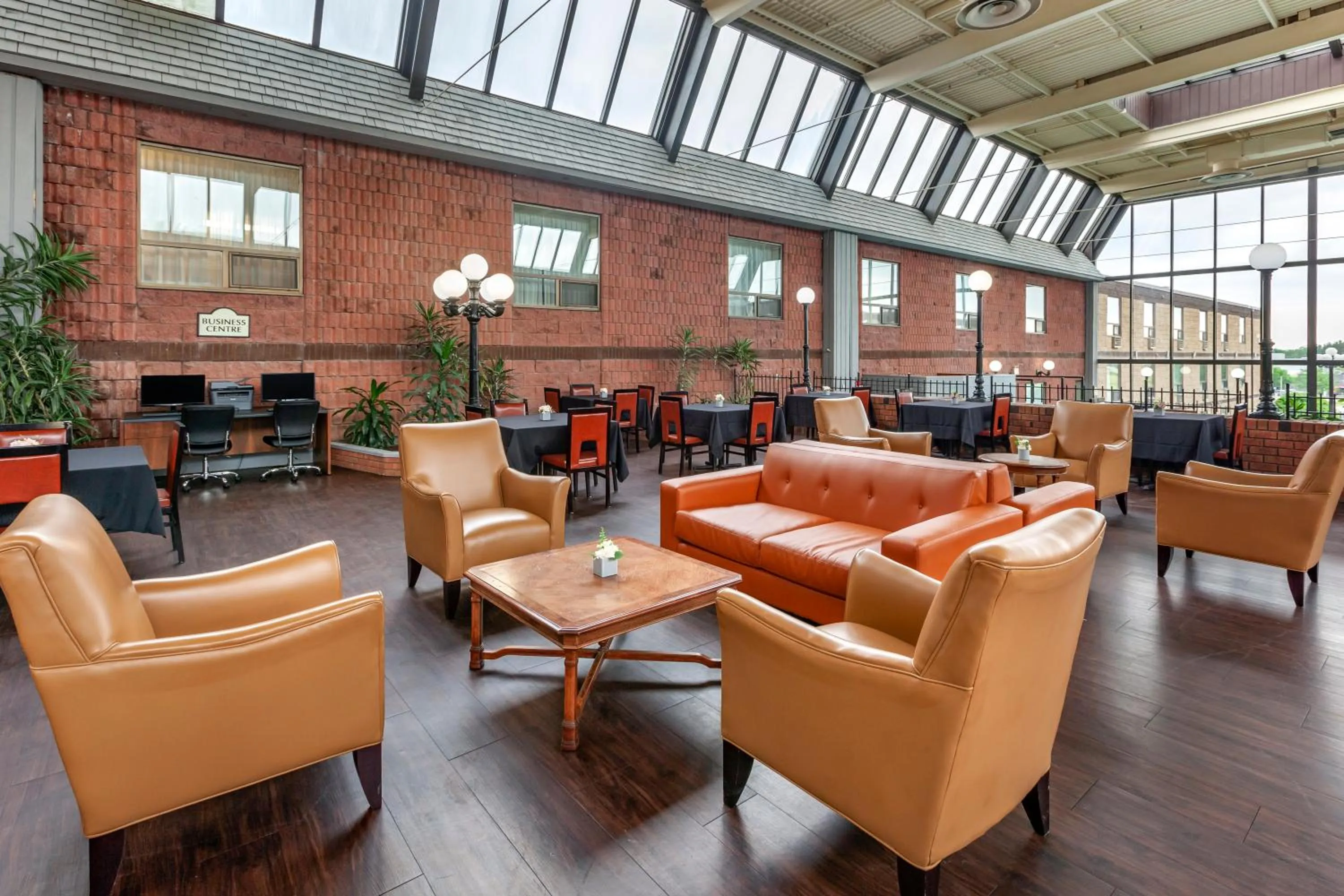 Breakfast in Quality Inn & Conference Centre