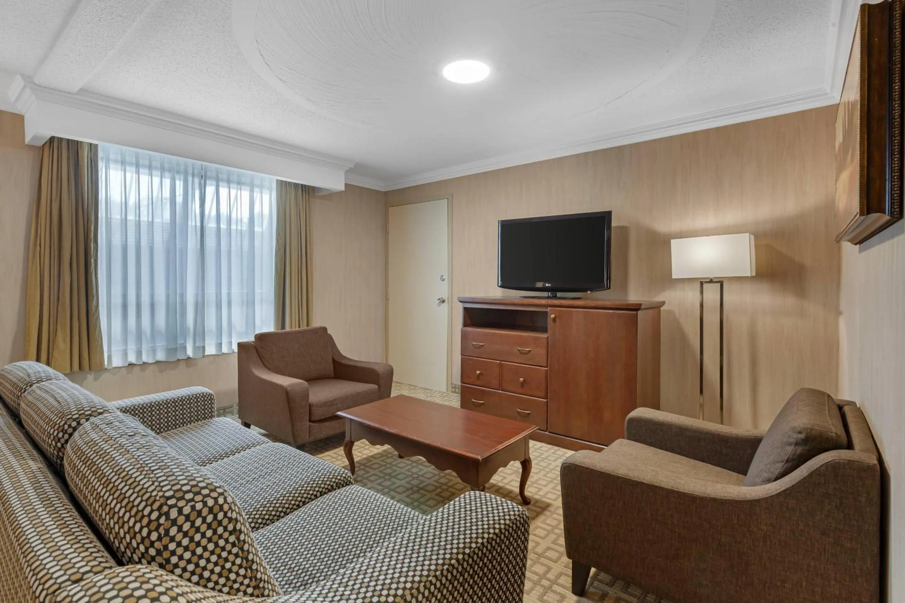 Bedroom in Quality Inn & Conference Centre