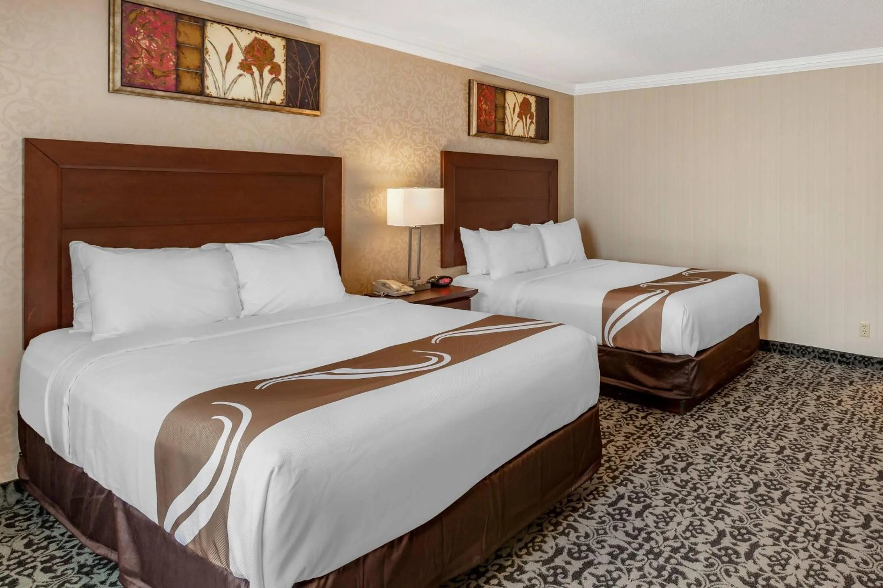 Bedroom, Bed in Quality Inn & Conference Centre