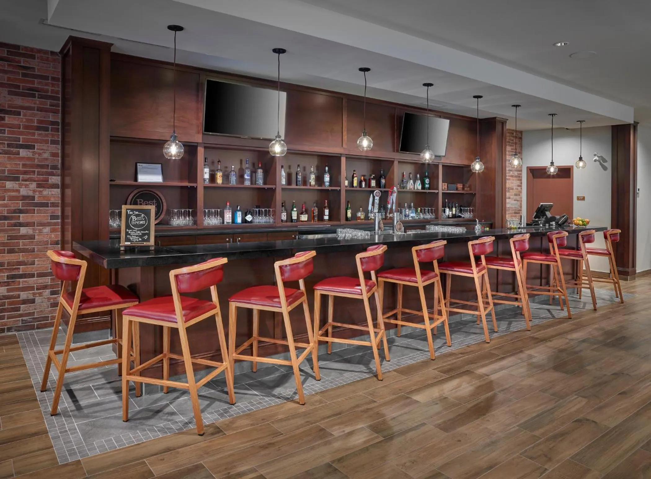 Lounge or bar in Element Edmonton West