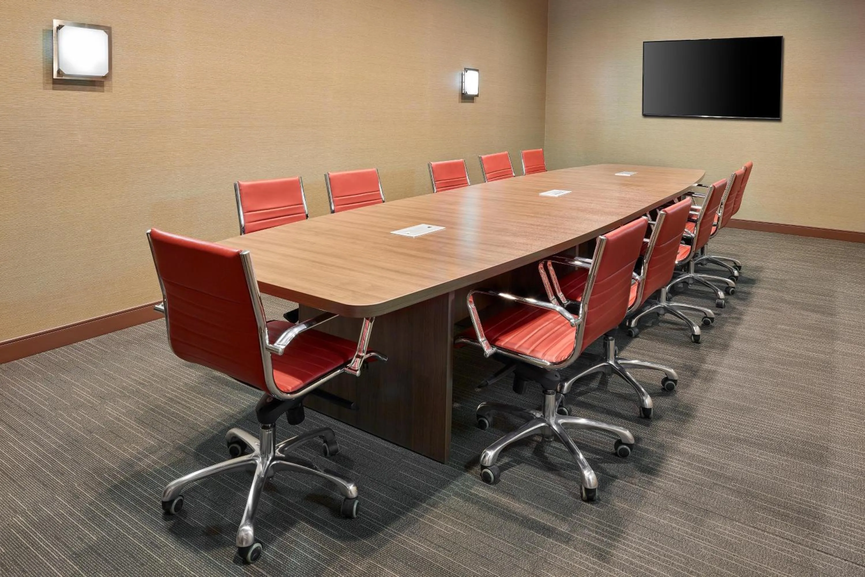 Meeting/conference room in Four Points by Sheraton Edmonton West