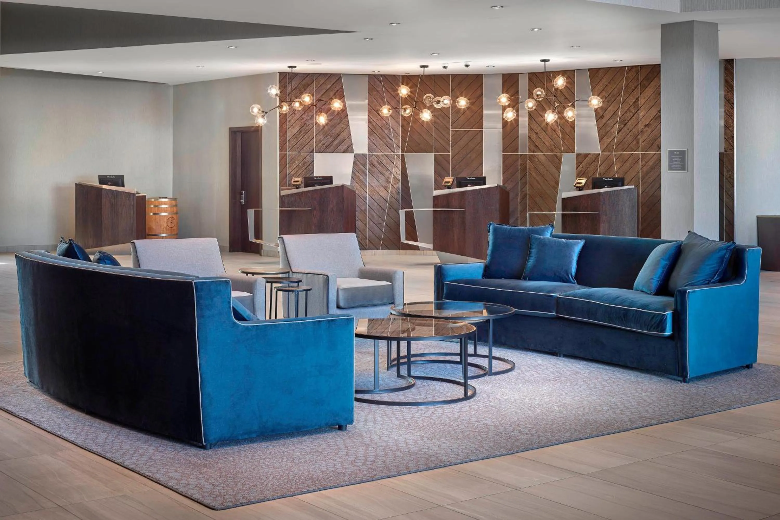 Lobby or reception in The Westin Calgary Airport