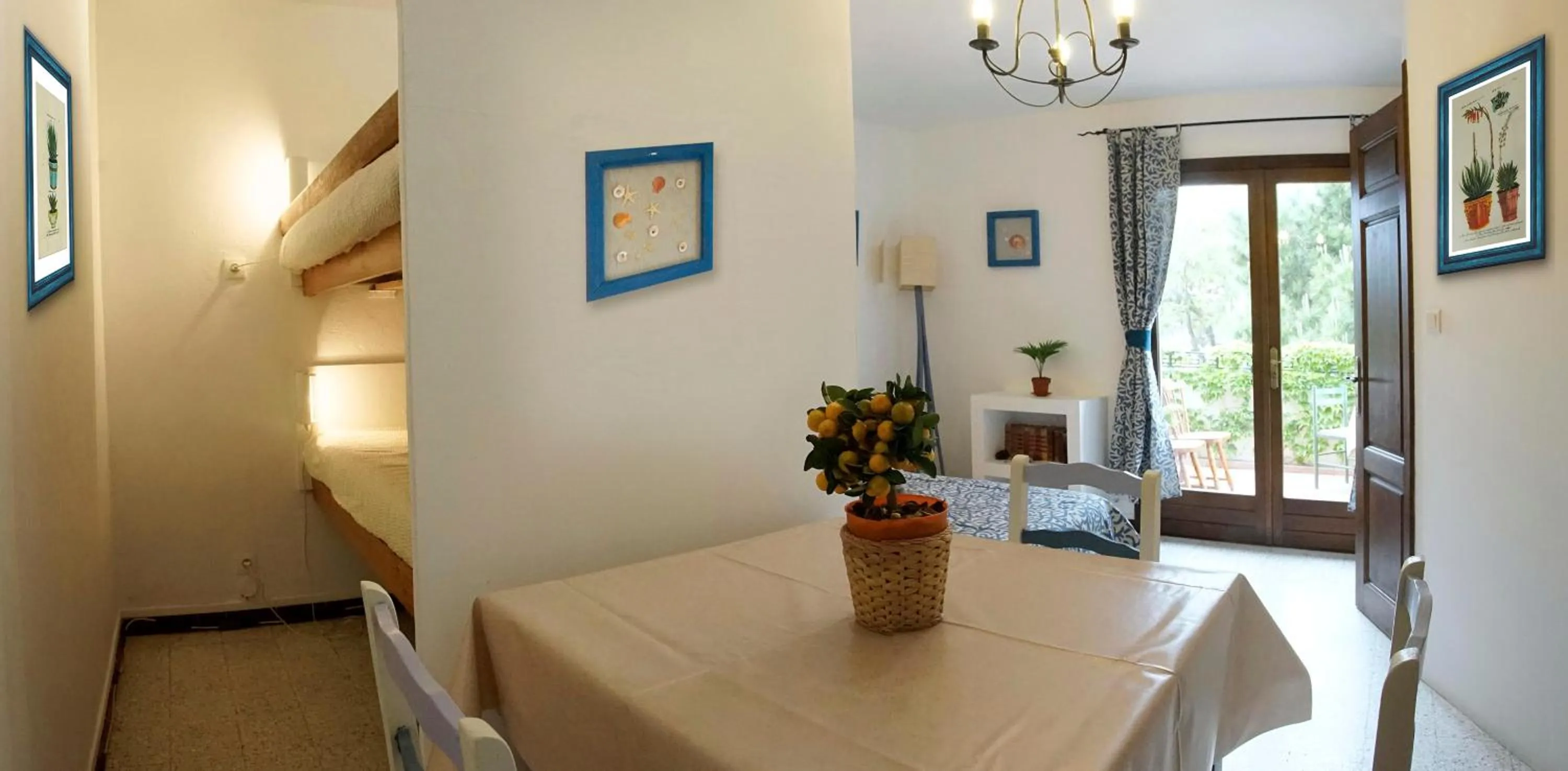 bunk bed in Résidence Les Mandariniers