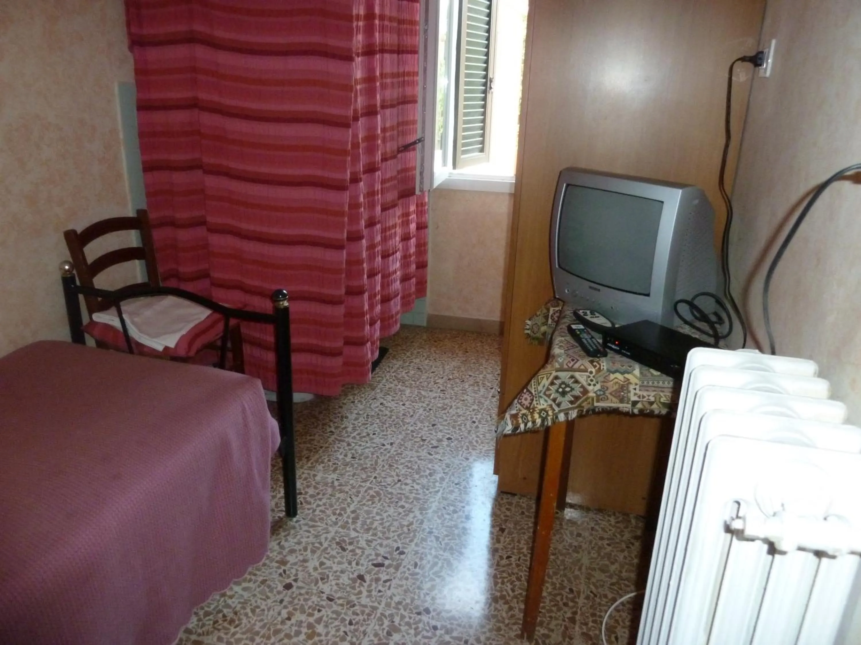 Bed in Hotel Bolognese