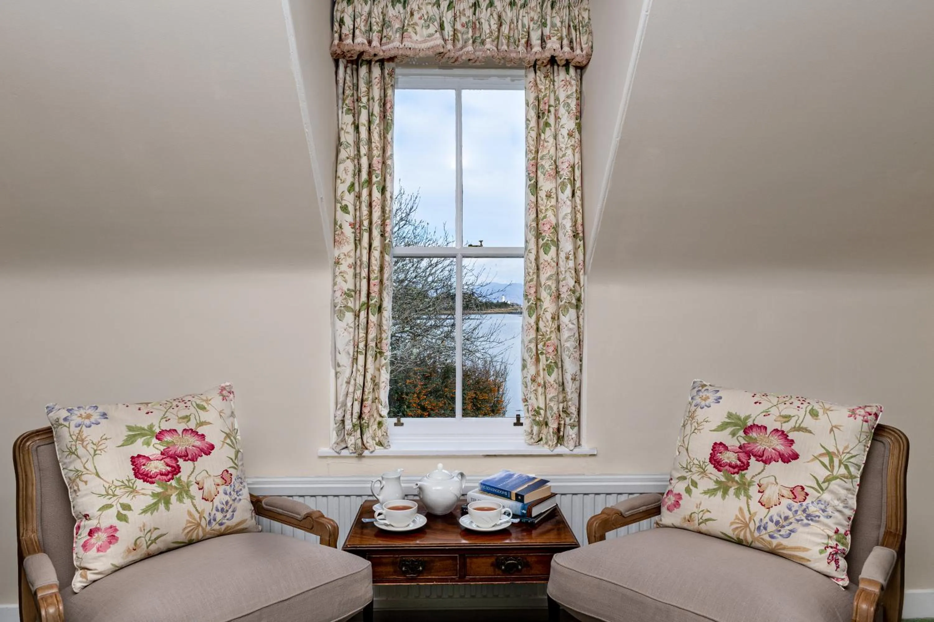 Seating area in Hotel Eilean Iarmain