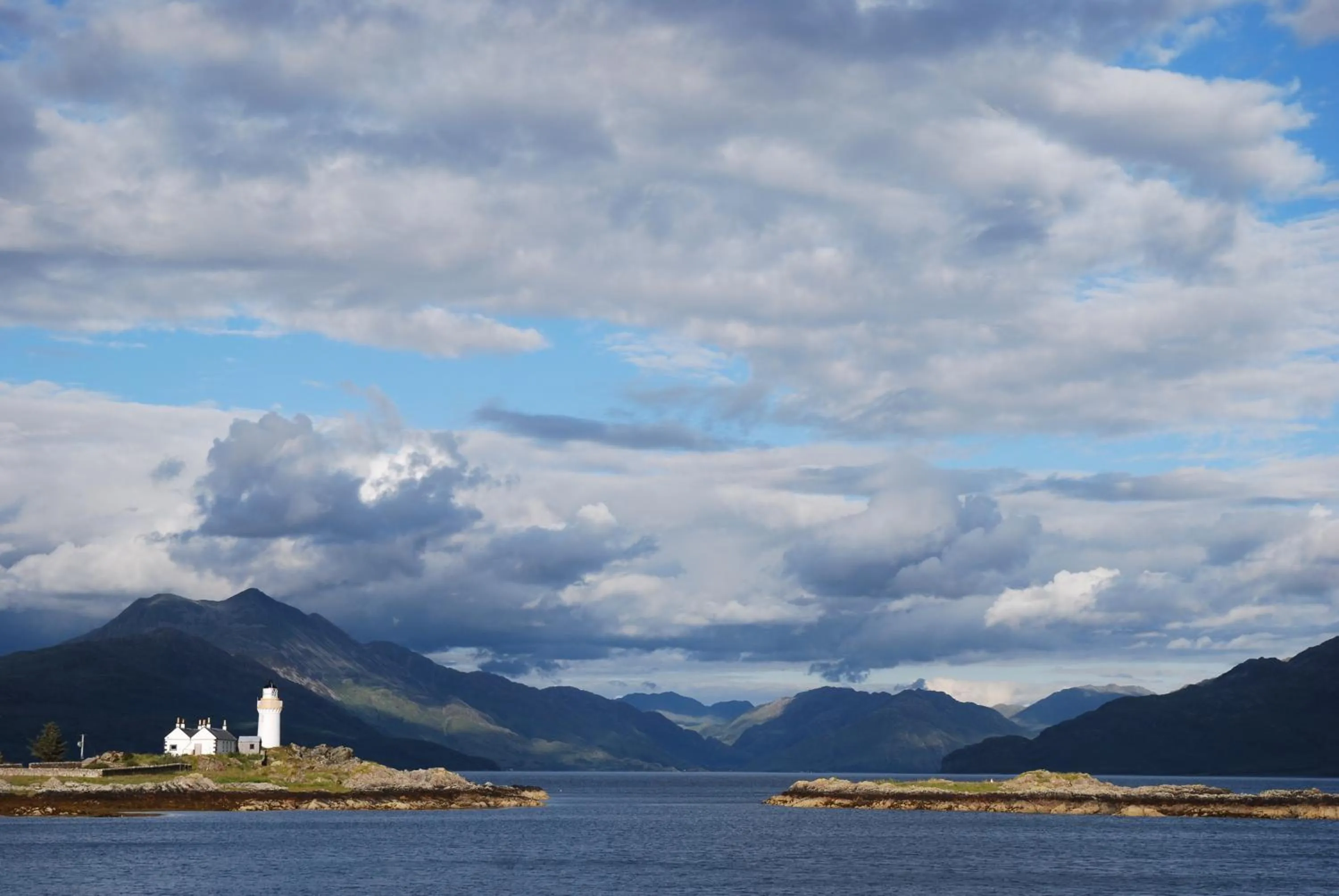 Lake view in Hotel Eilean Iarmain