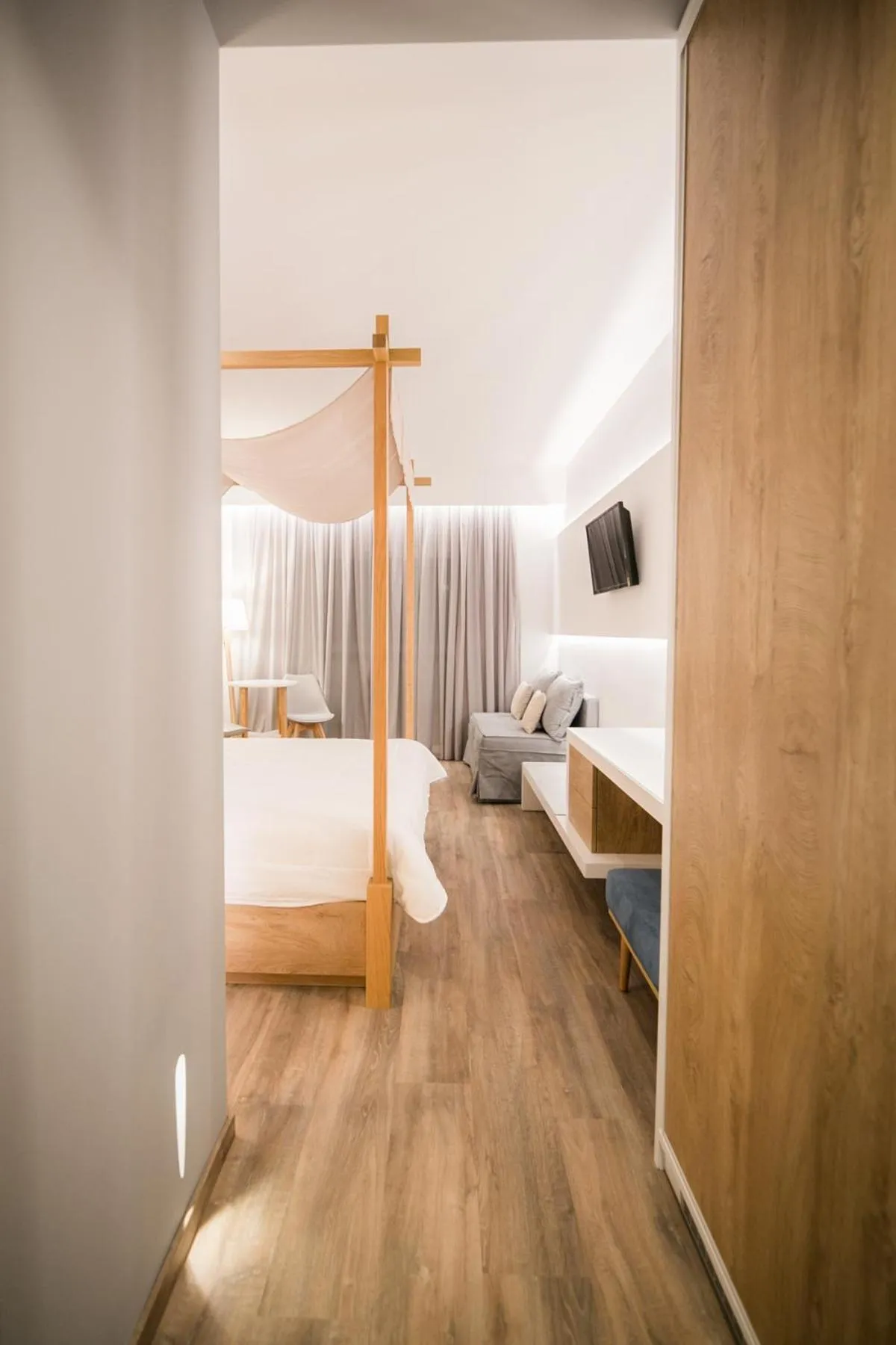 Bed in Sunrise Village Hotel Apartments