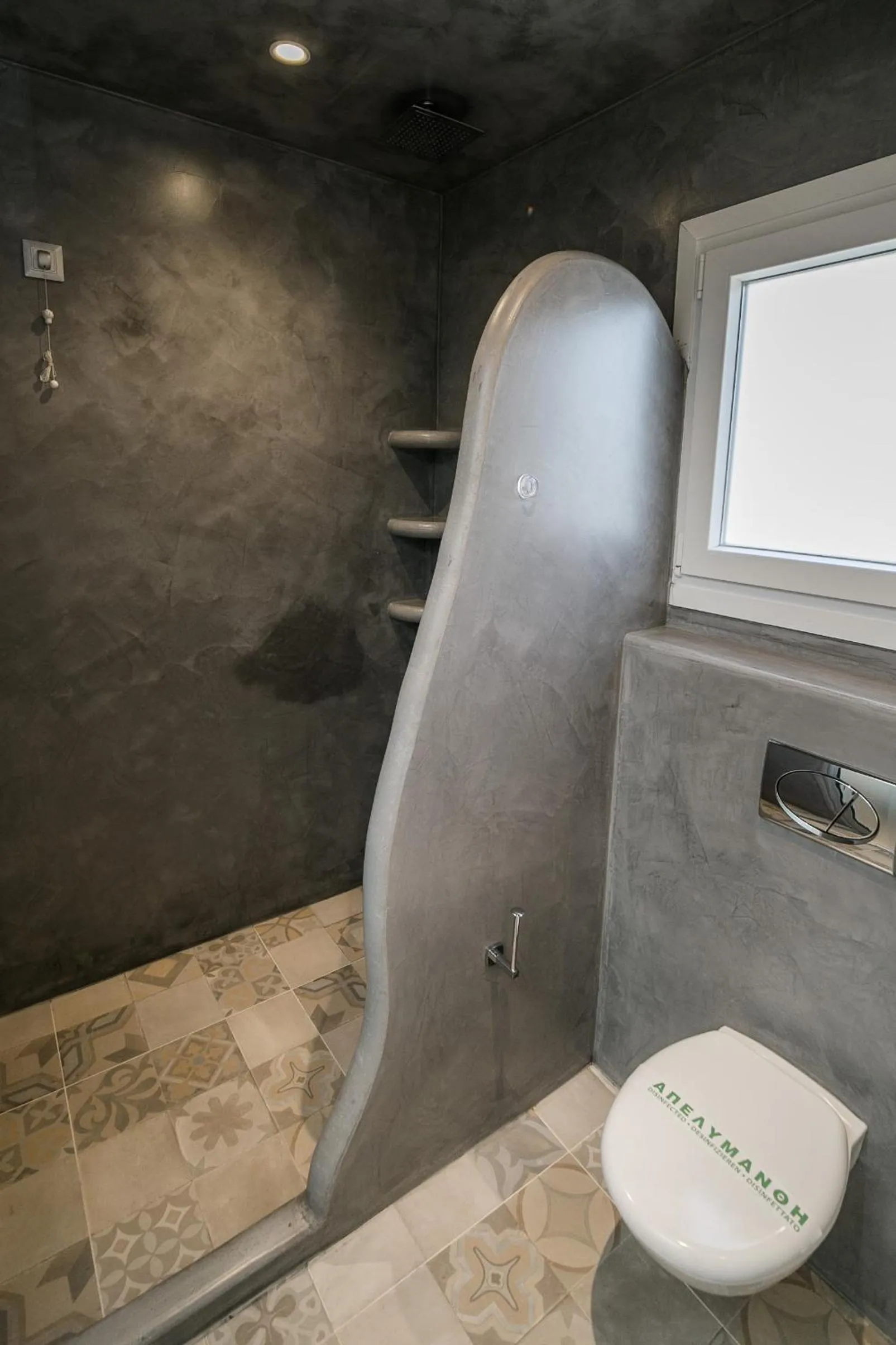 Bathroom in Sunrise Village Hotel Apartments