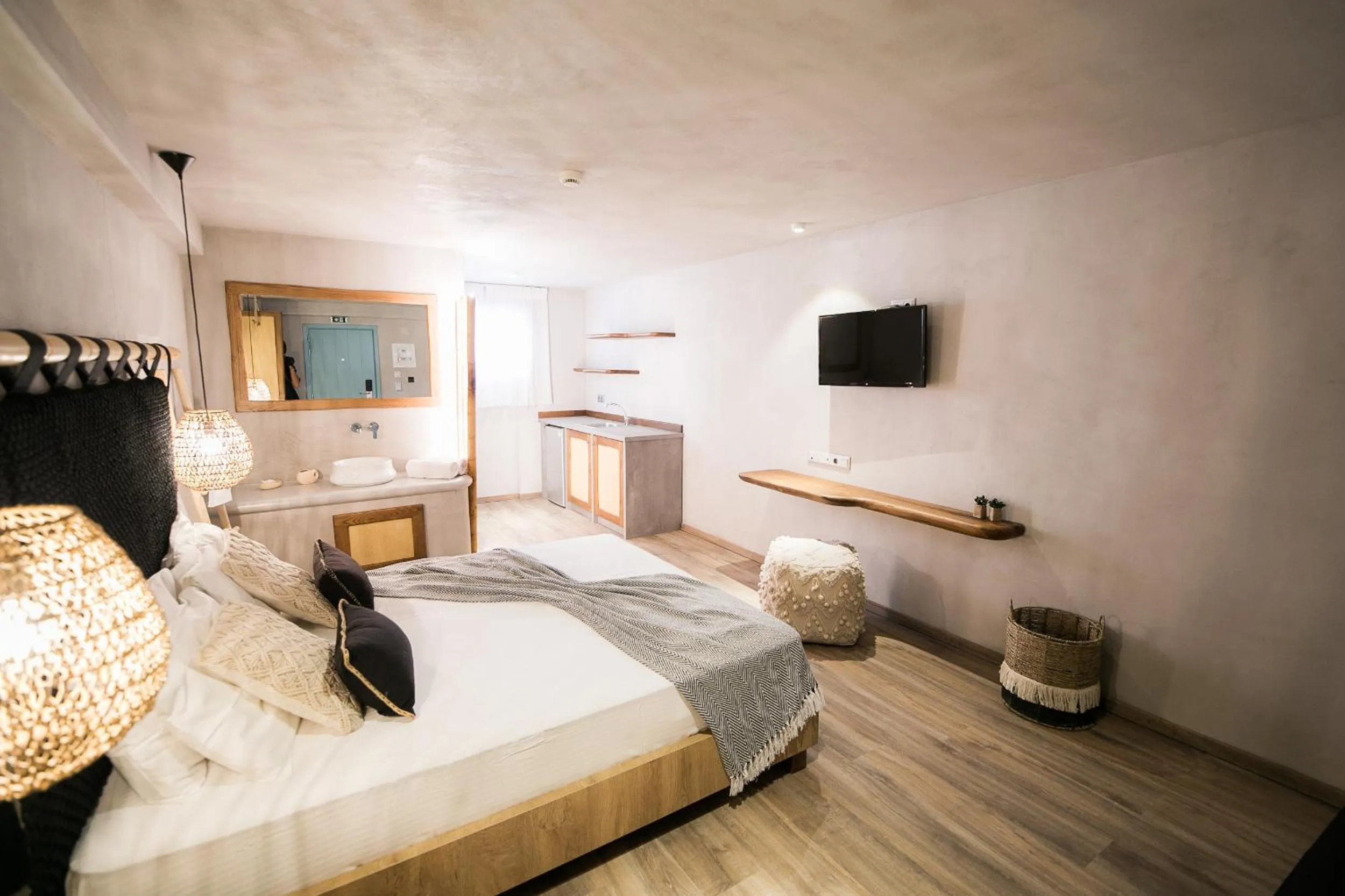 TV and multimedia, Bed in Sunrise Village Hotel Apartments