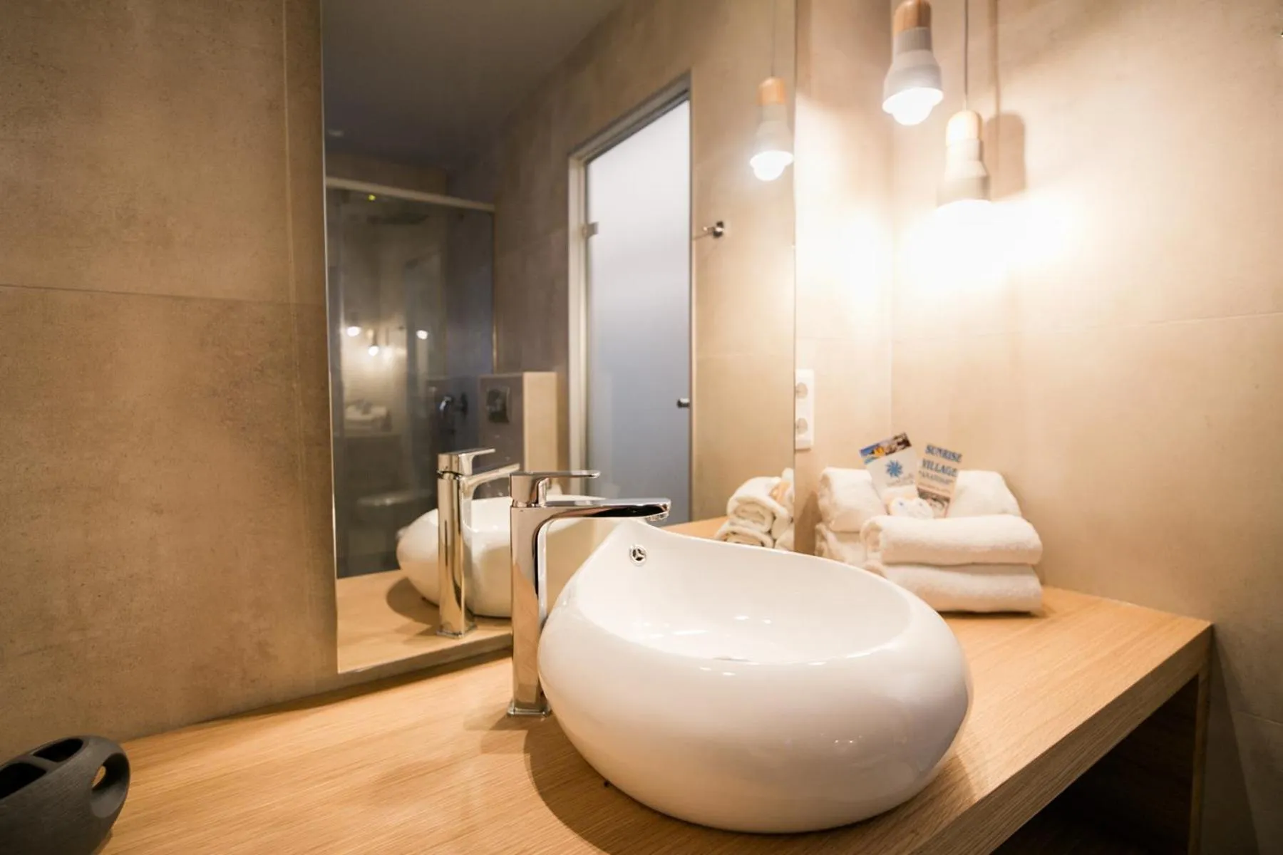 Bathroom in Sunrise Village Hotel Apartments