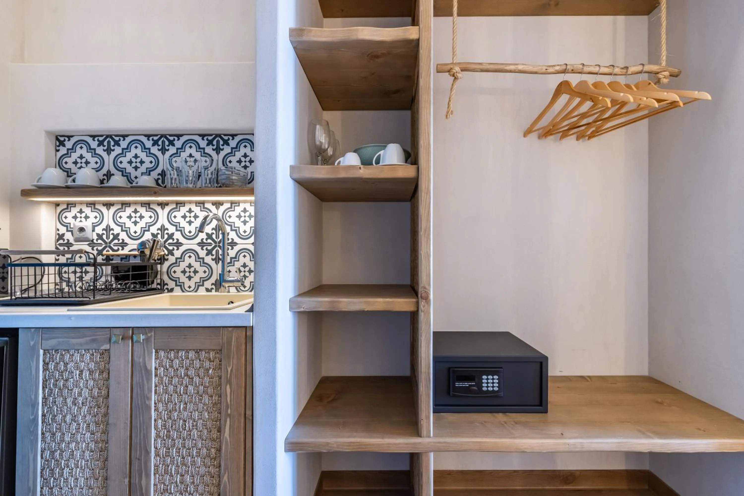 Kitchen or kitchenette in Sunrise Village Hotel Apartments