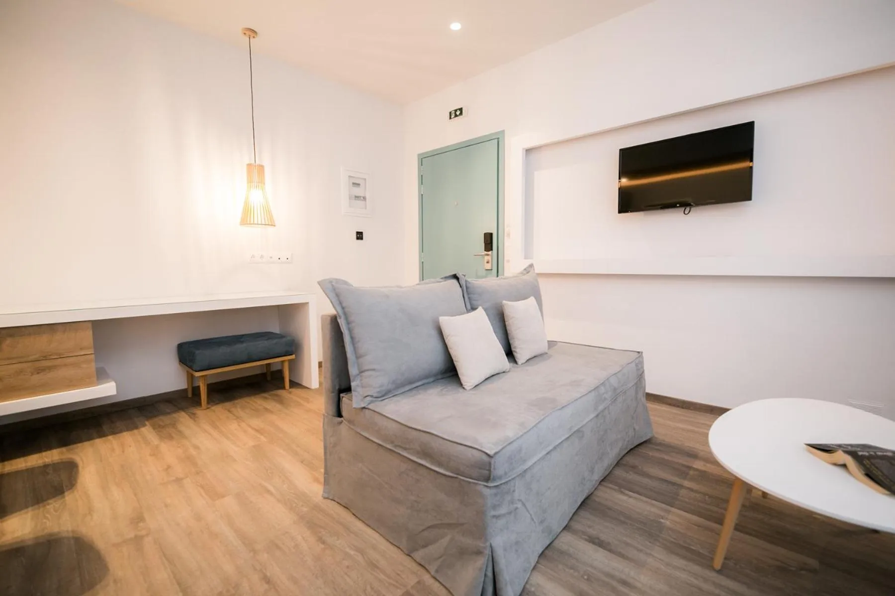 TV and multimedia in Sunrise Village Hotel Apartments